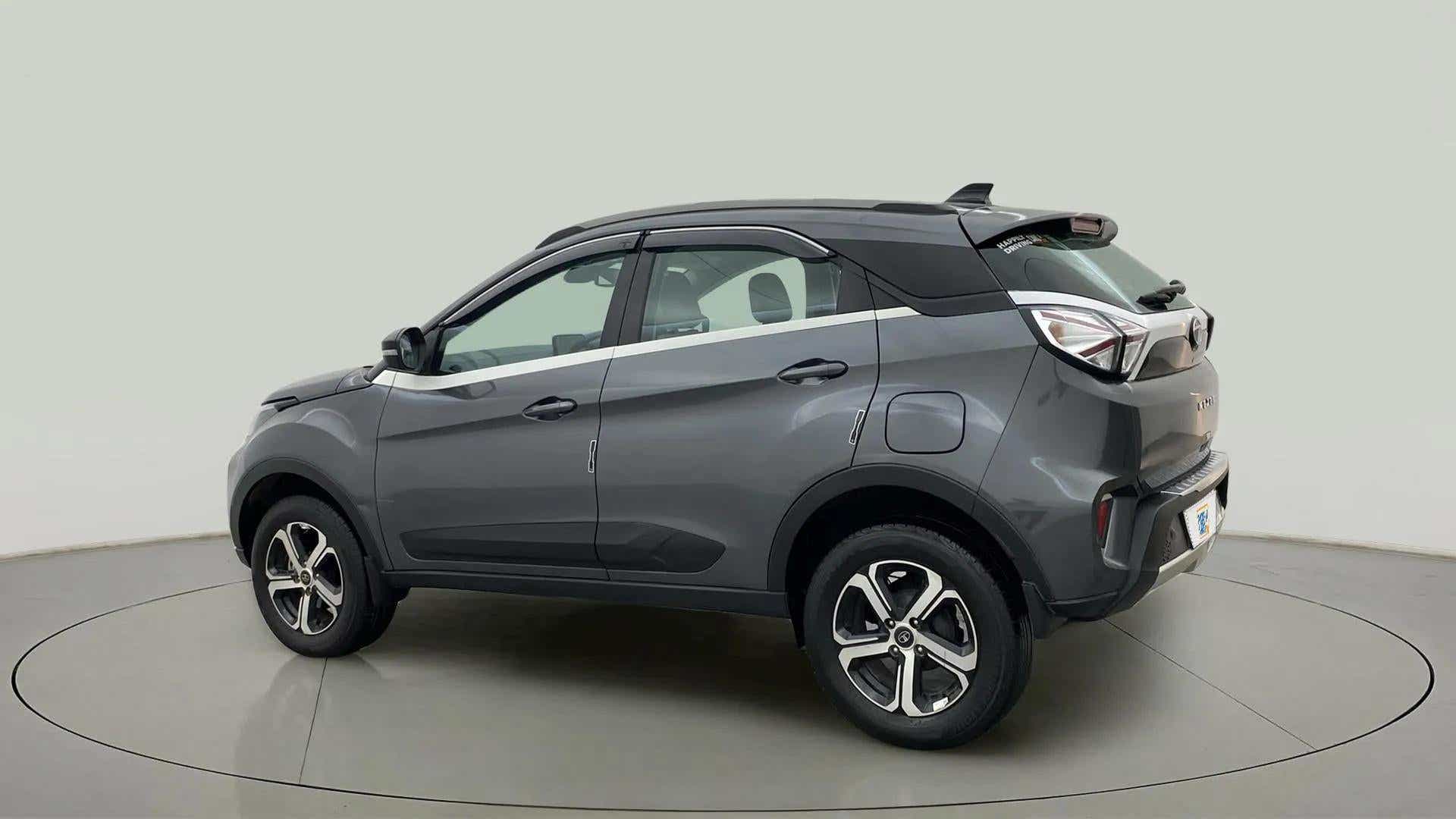 Rear three-quarter view of a Tata Nexon 2017-2023
