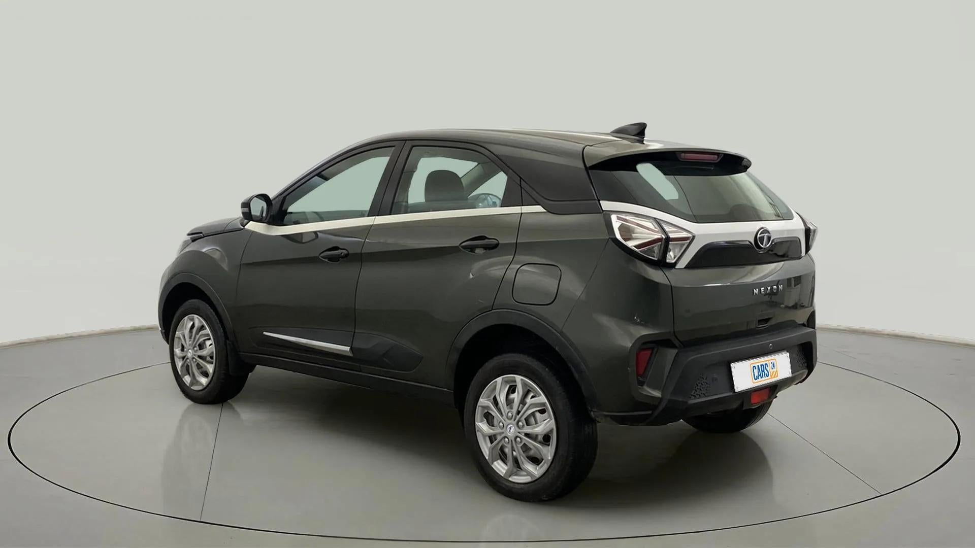 Rear three-quarter of a Tata Nexon 2017-2023