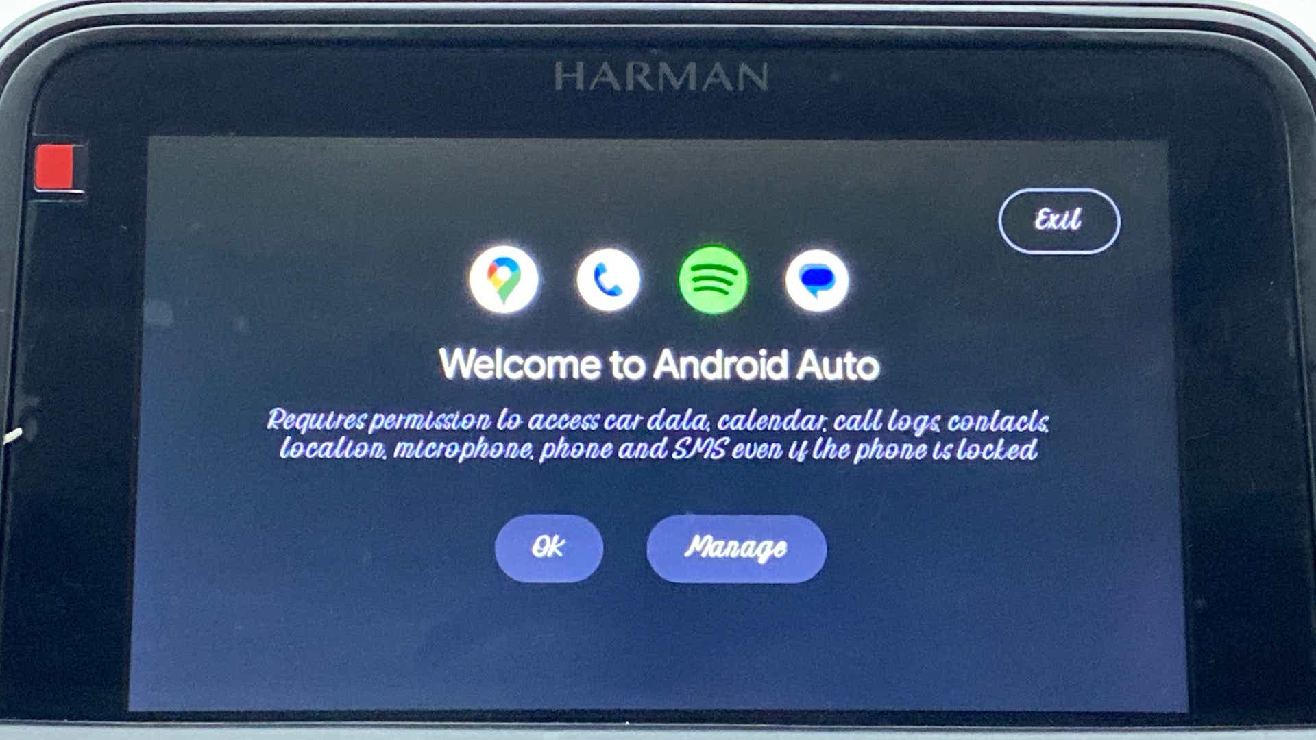 Car display of a Tata Nexon 2017-2023 Android Auto welcome screen