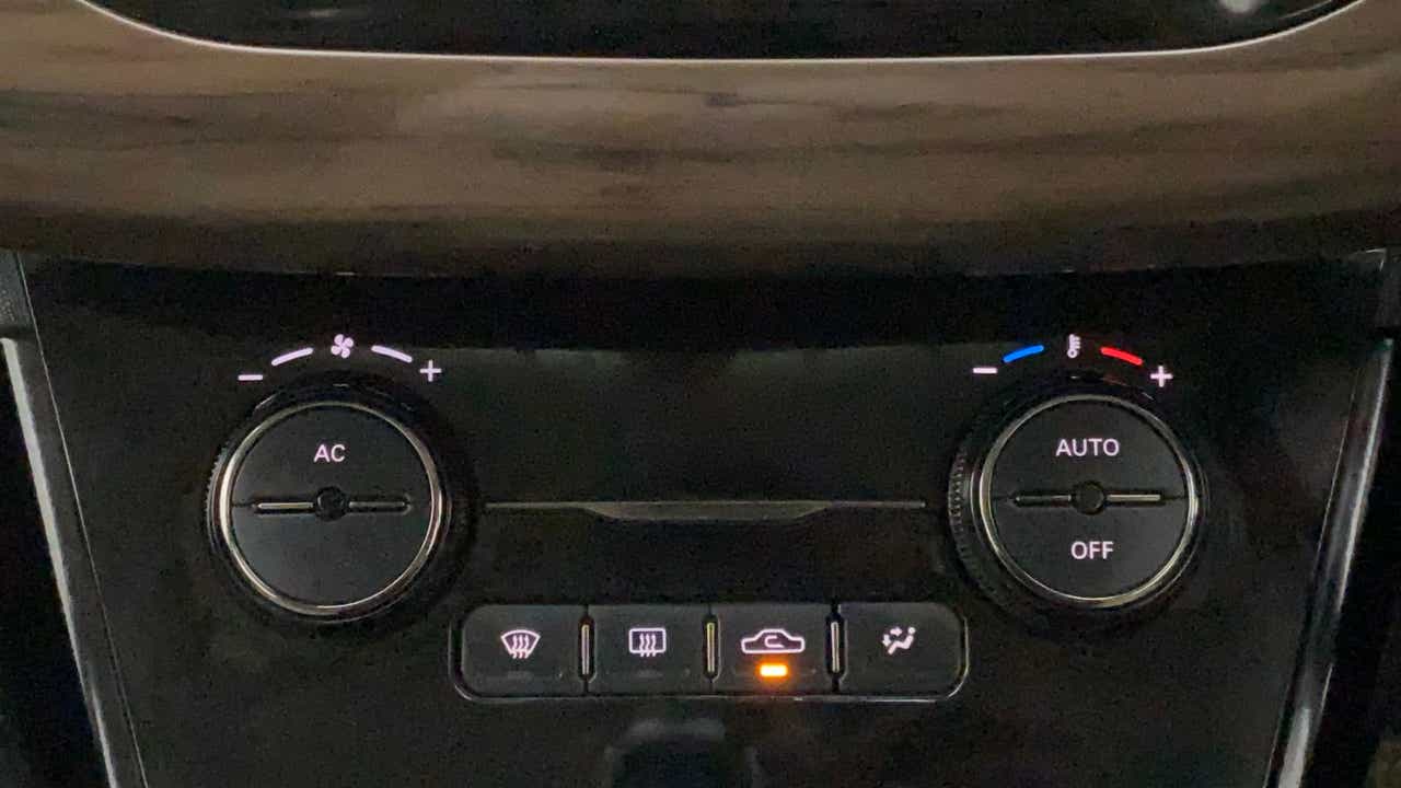 Auto ac controls of a Tata Nexon 2017-2023