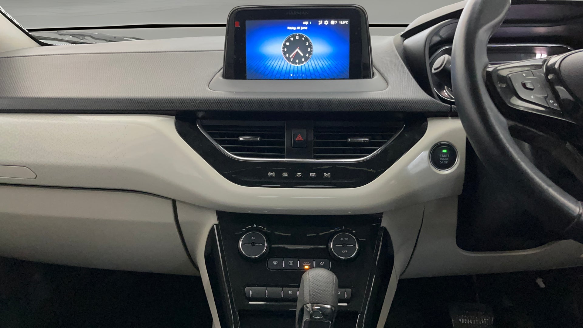 Dashboard and center console of a Tata Nexon 2017-2023