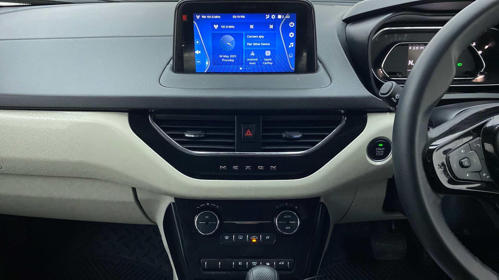 Dashboard and infotainment system of a Tata Nexon 2017-2023