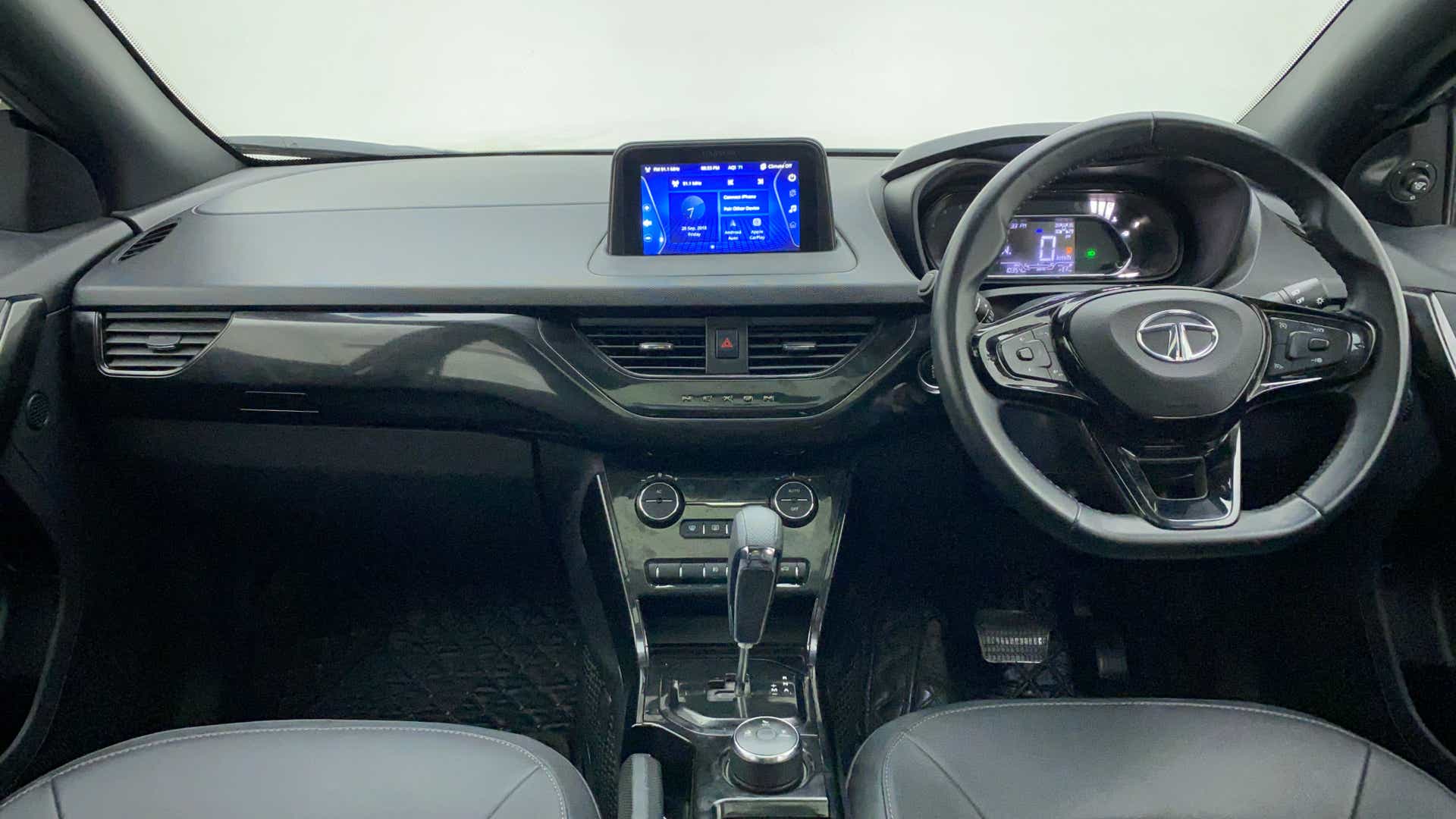 Dashboard and steering wheel of a Tata Nexon 2017-2023