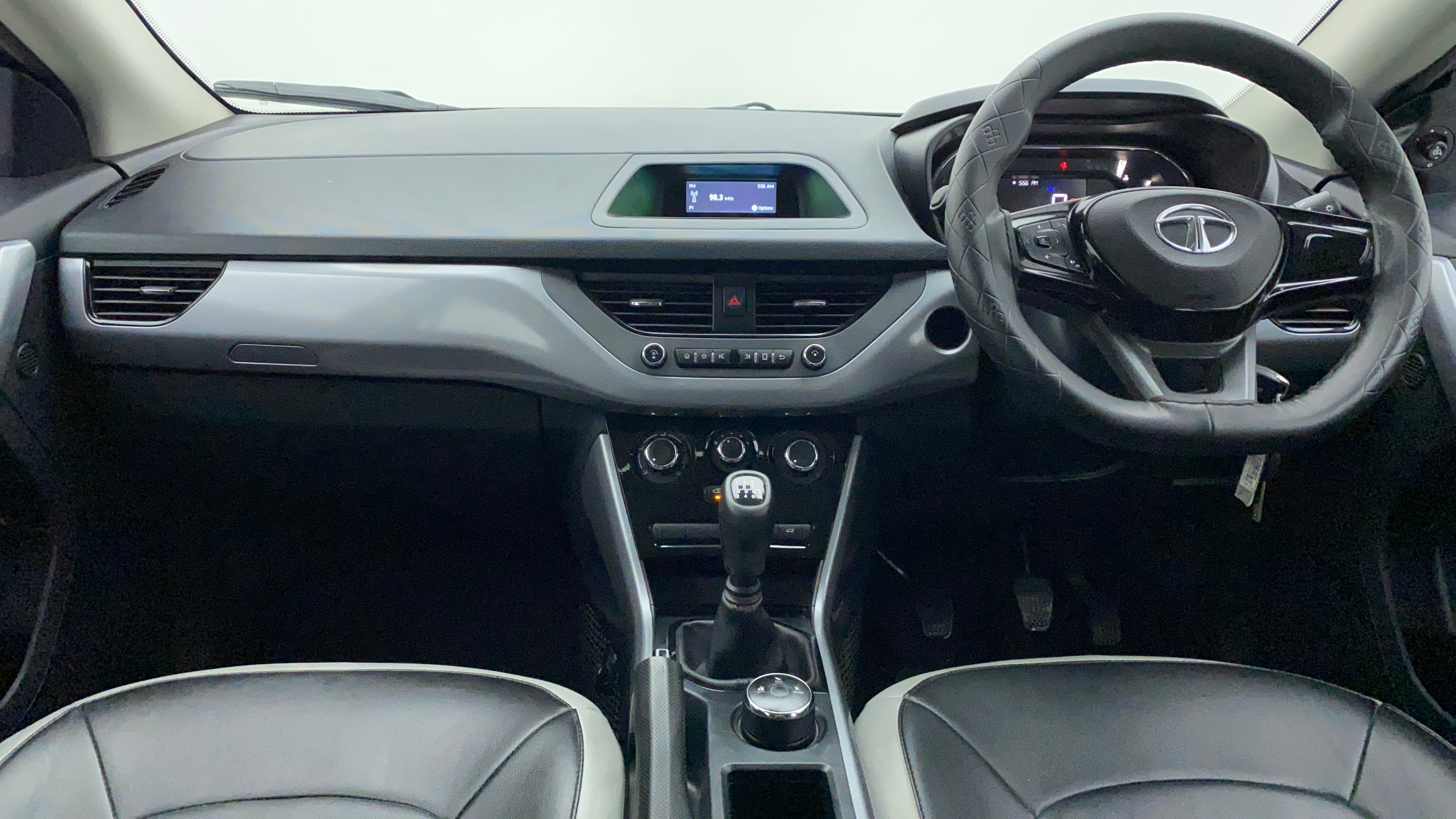 Dashboard view of a Tata Nexon 2017-2023