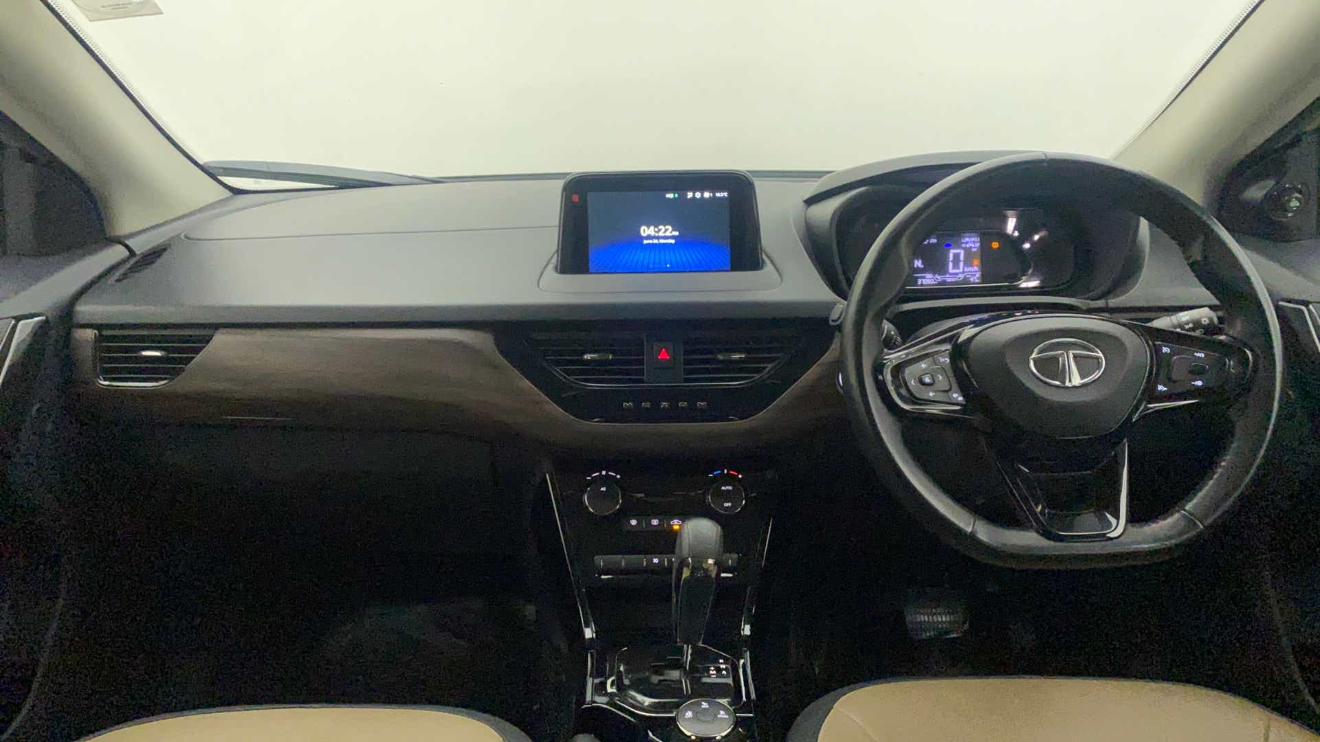 Dashboard and steering wheel of a Tata Nexon 2017-2023