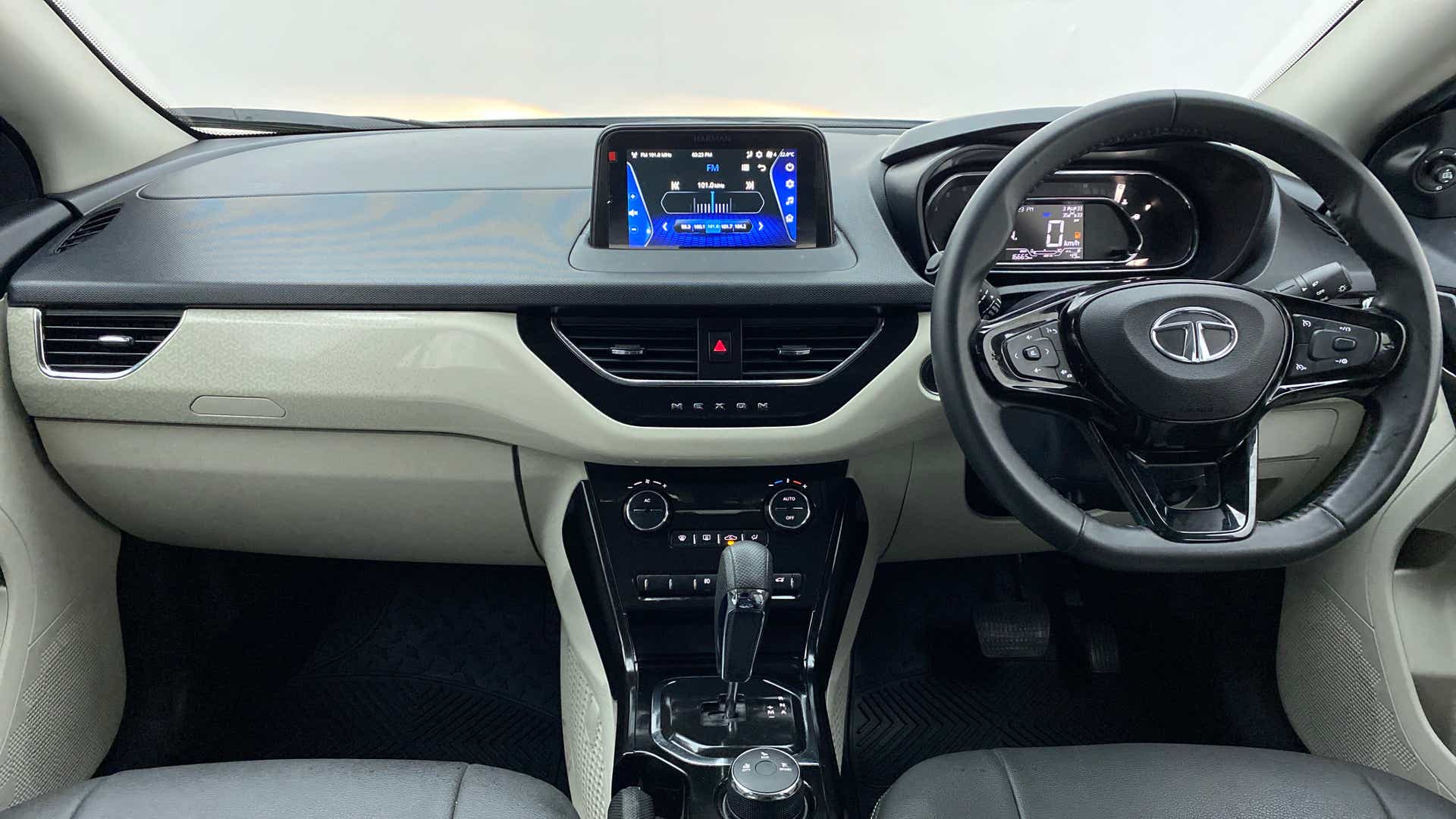 Dashboard and steering wheel of a Tata Nexon 2017-2023