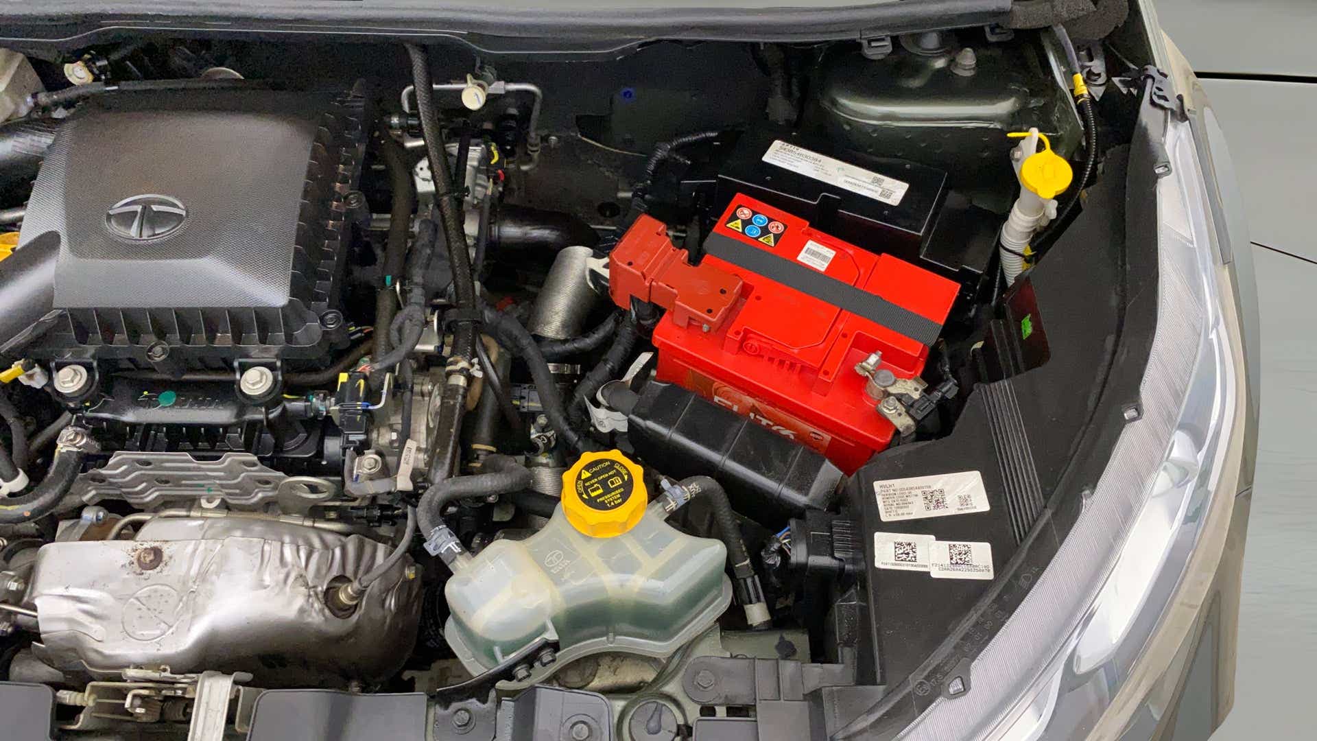 Engine bay view of a Tata Nexon 2017-2023
