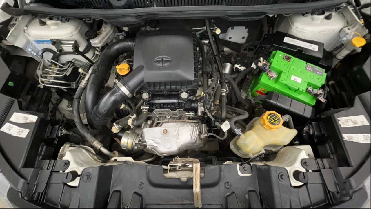 Engine bay view of a Tata Nexon 2017-2023