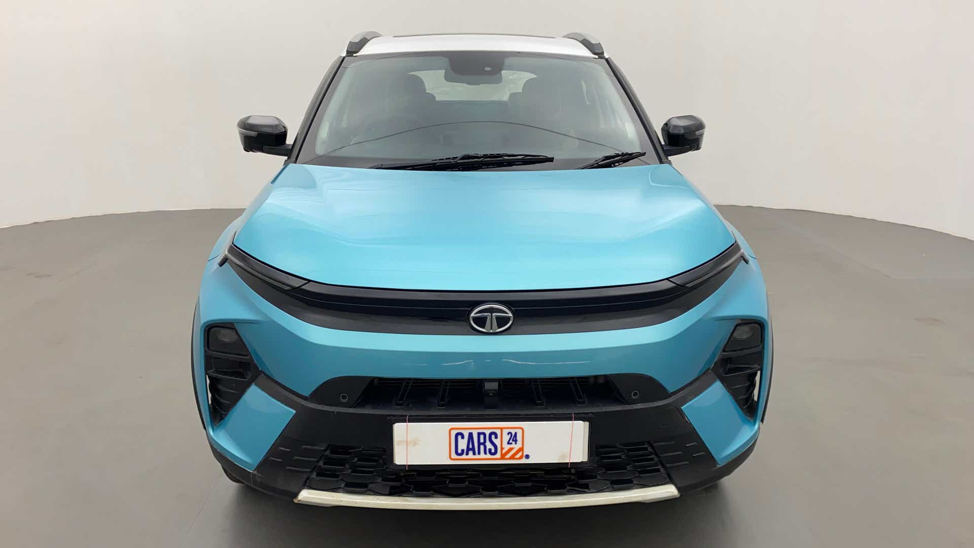 Front view of a Tata Nexon 2017-2023