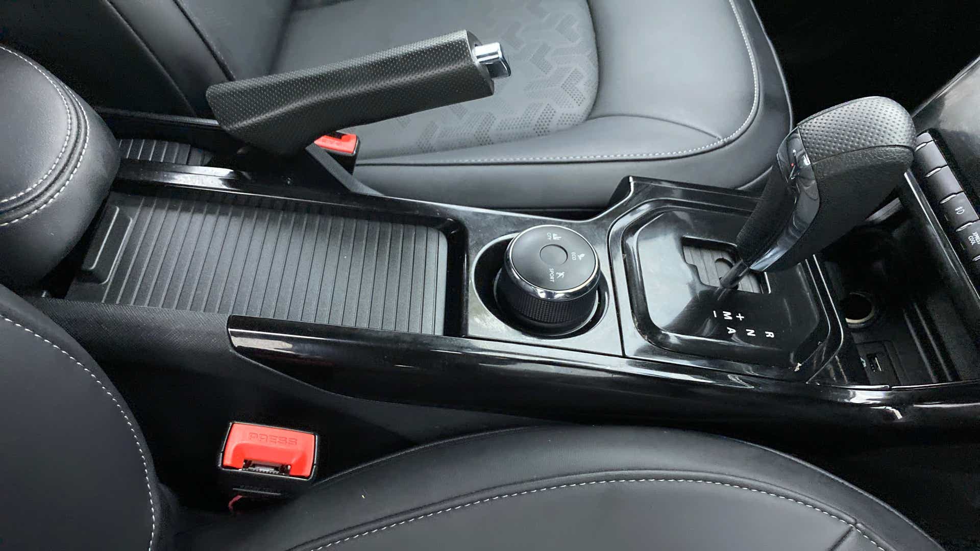 Center console view of a Tata Nexon 2017-2023
