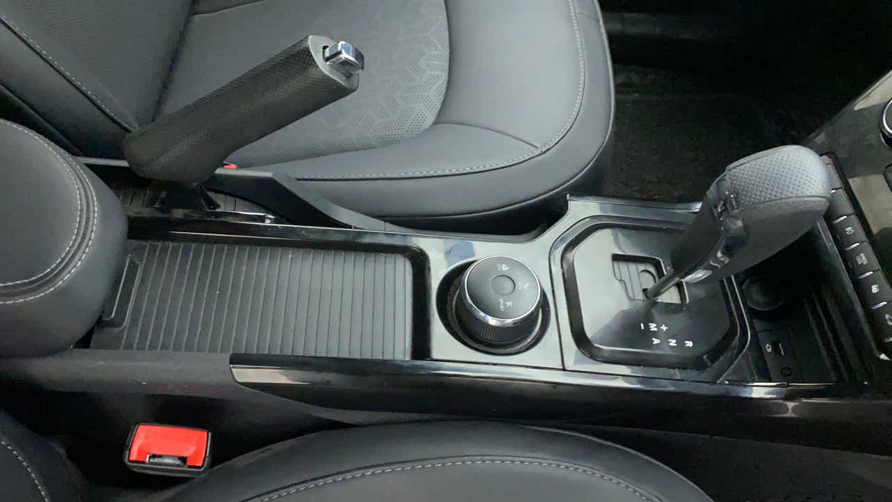 Center console and gear selector of a Tata Nexon 2017-2023