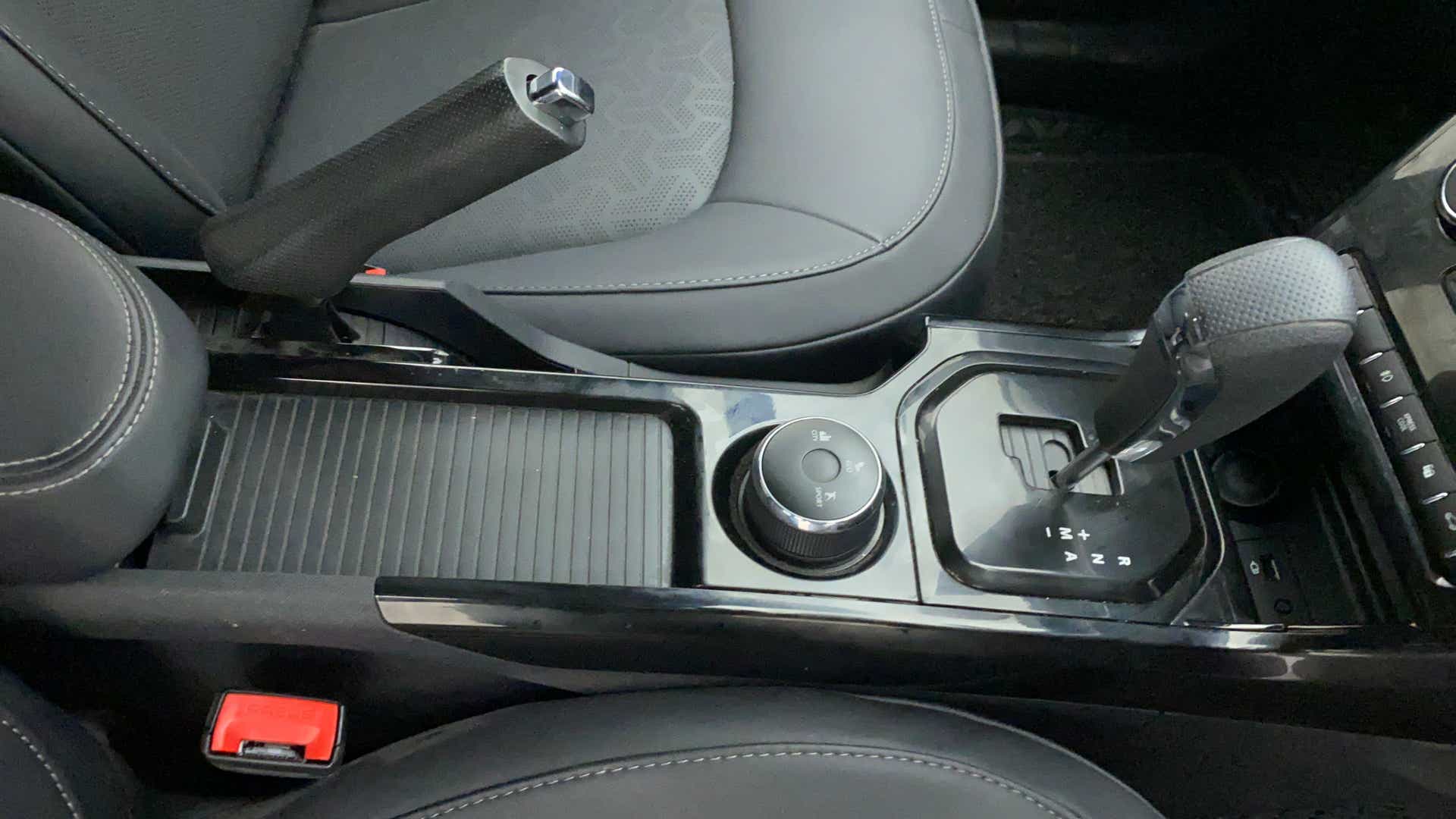 Center console and gear selector of a Tata Nexon 2017-2023
