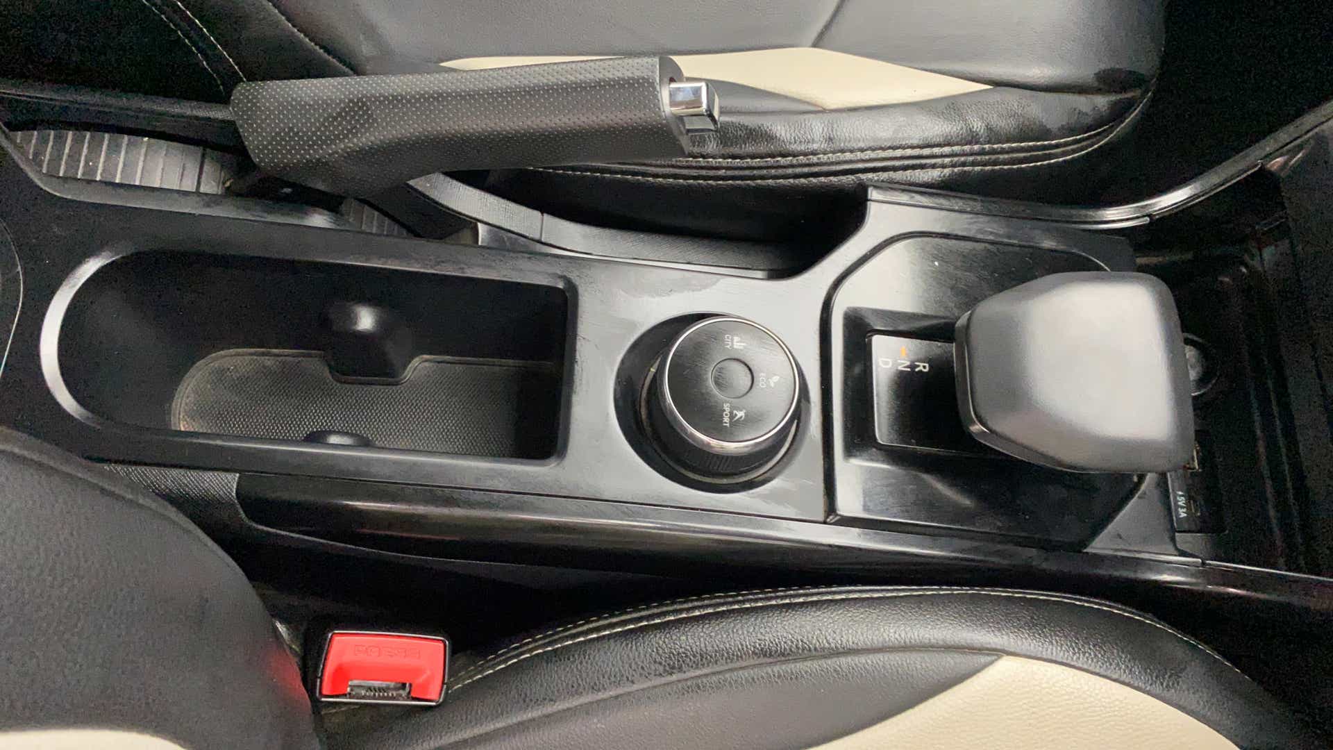 Center console view of a Tata Nexon 2017-2023