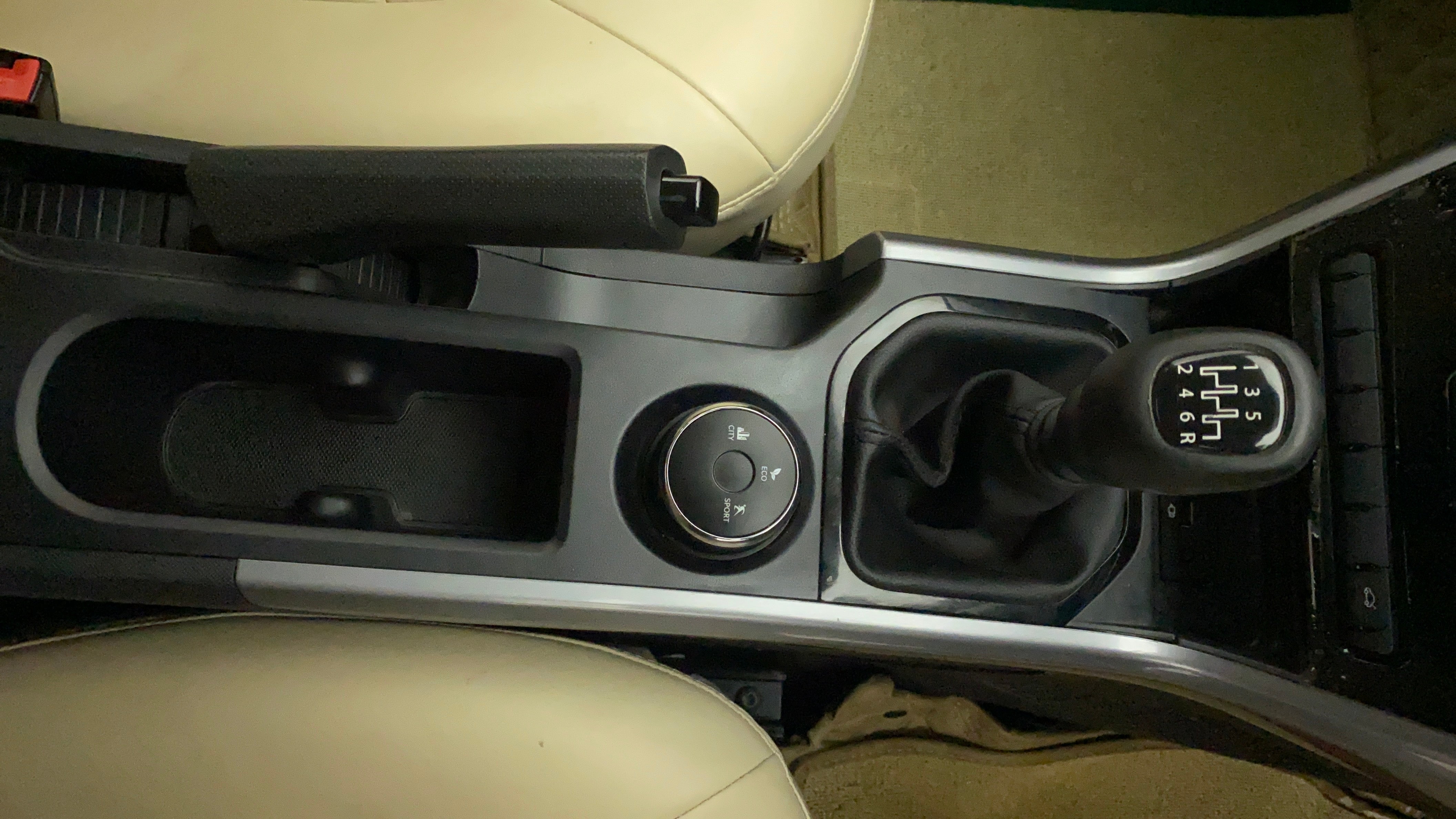 Gear shifter and center console of a Tata Nexon 2017-2023