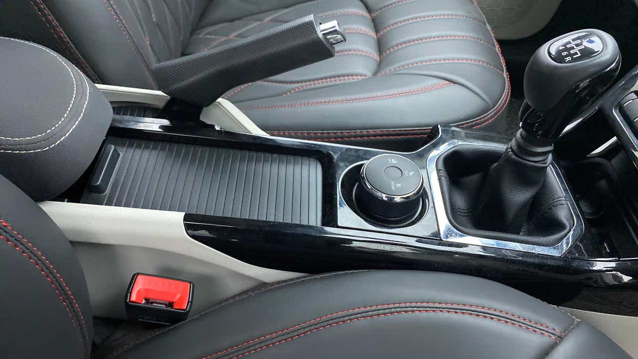 Center console and gear lever of a Tata Nexon 2017-2023