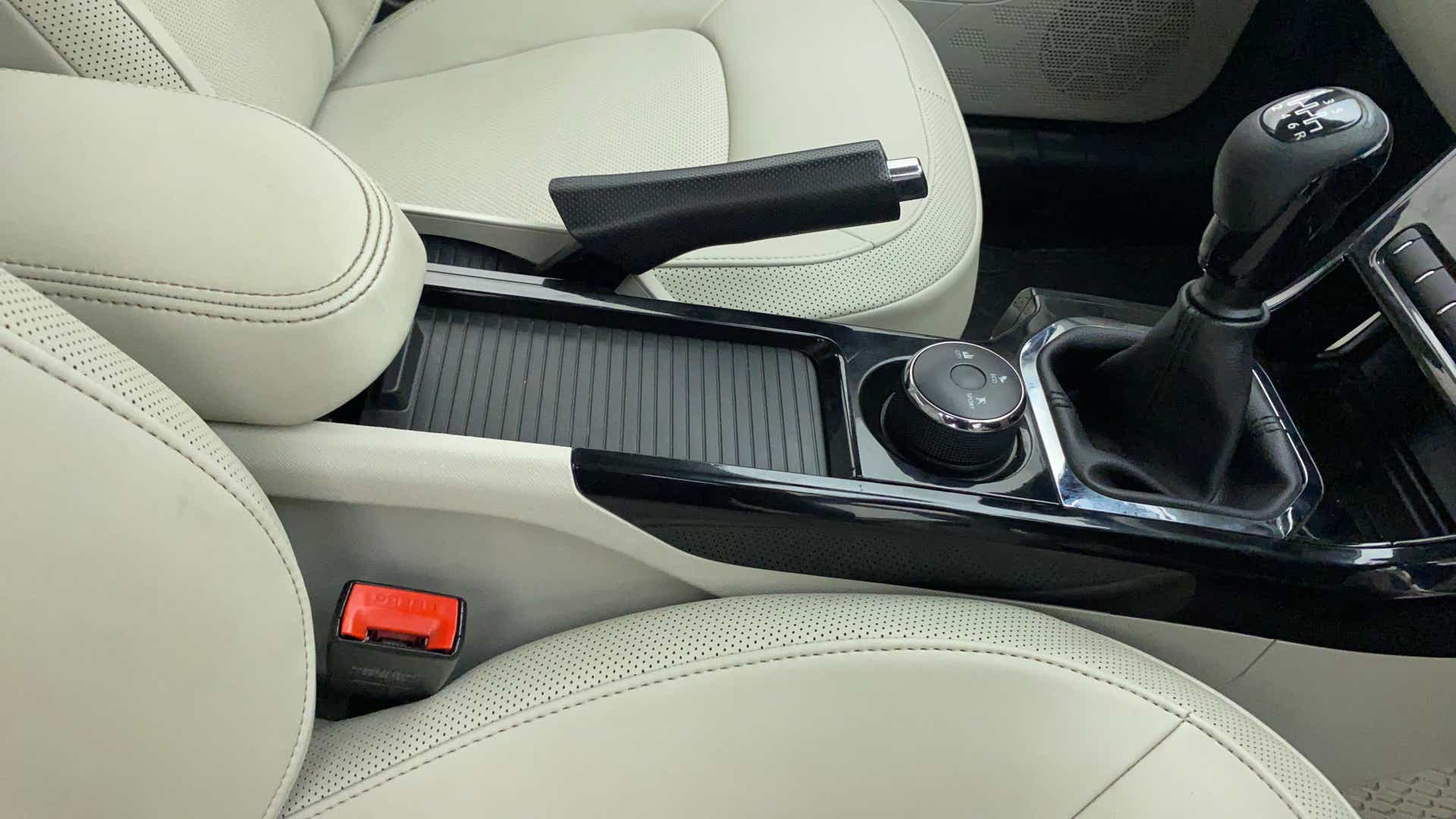 Interior center console and gear lever of a Tata Nexon 2017-2023