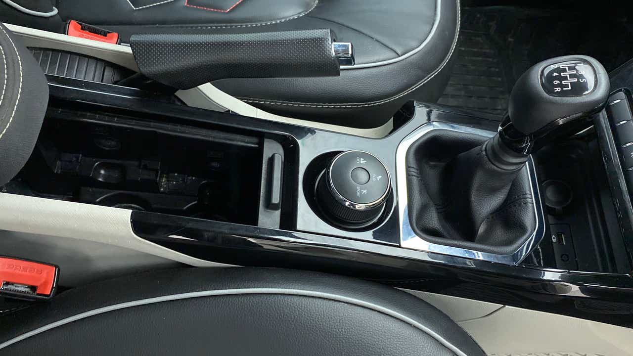 Center console and gear lever of a Tata Nexon 2017-2023