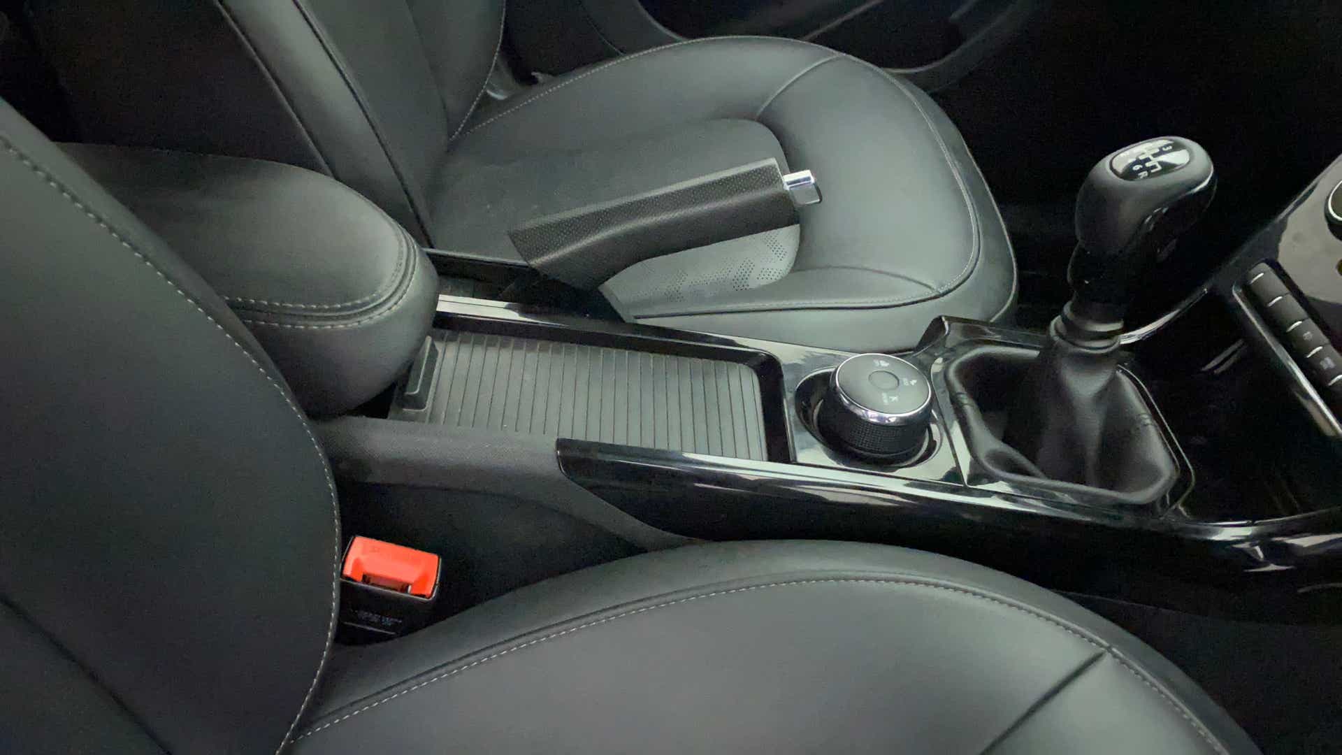 Center console and gear lever area of a Tata Nexon 2017-2023