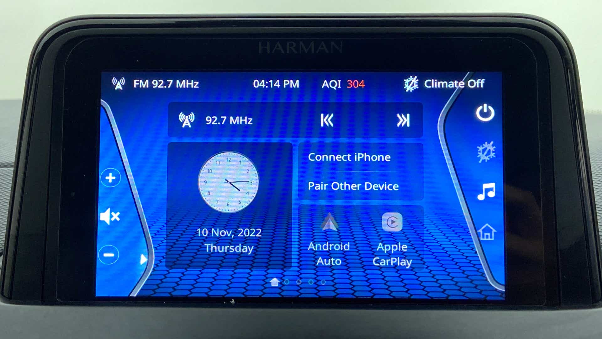 Infotainment system screen of a Tata Nexon 2017-2023