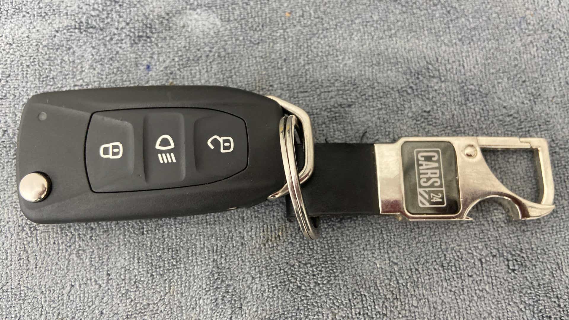 Car key and keychain of a Tata Nexon 2017-2023