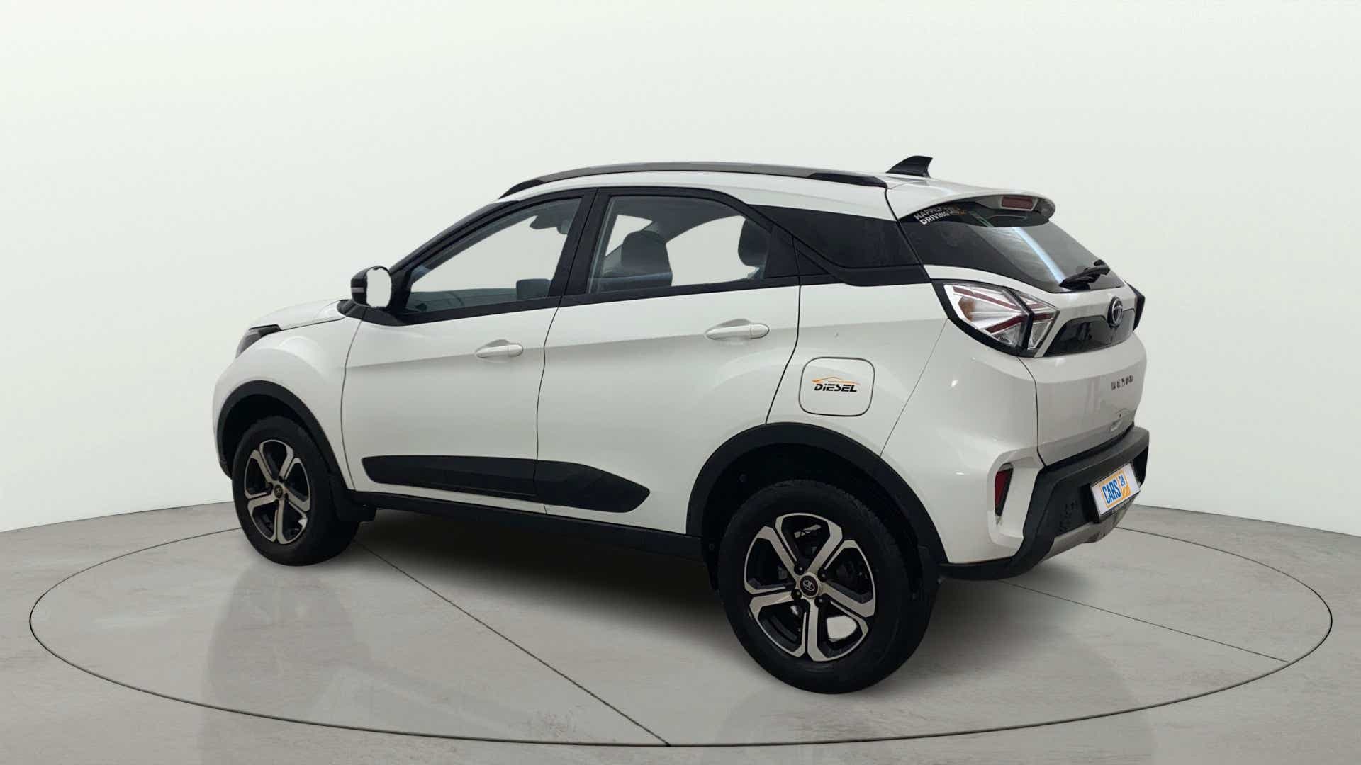 Rear three-quarter view of a Tata Nexon 2017-2023