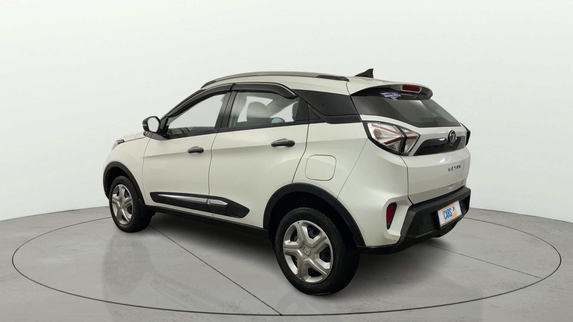 Rear three-quarter of a Tata Nexon 2017-2023