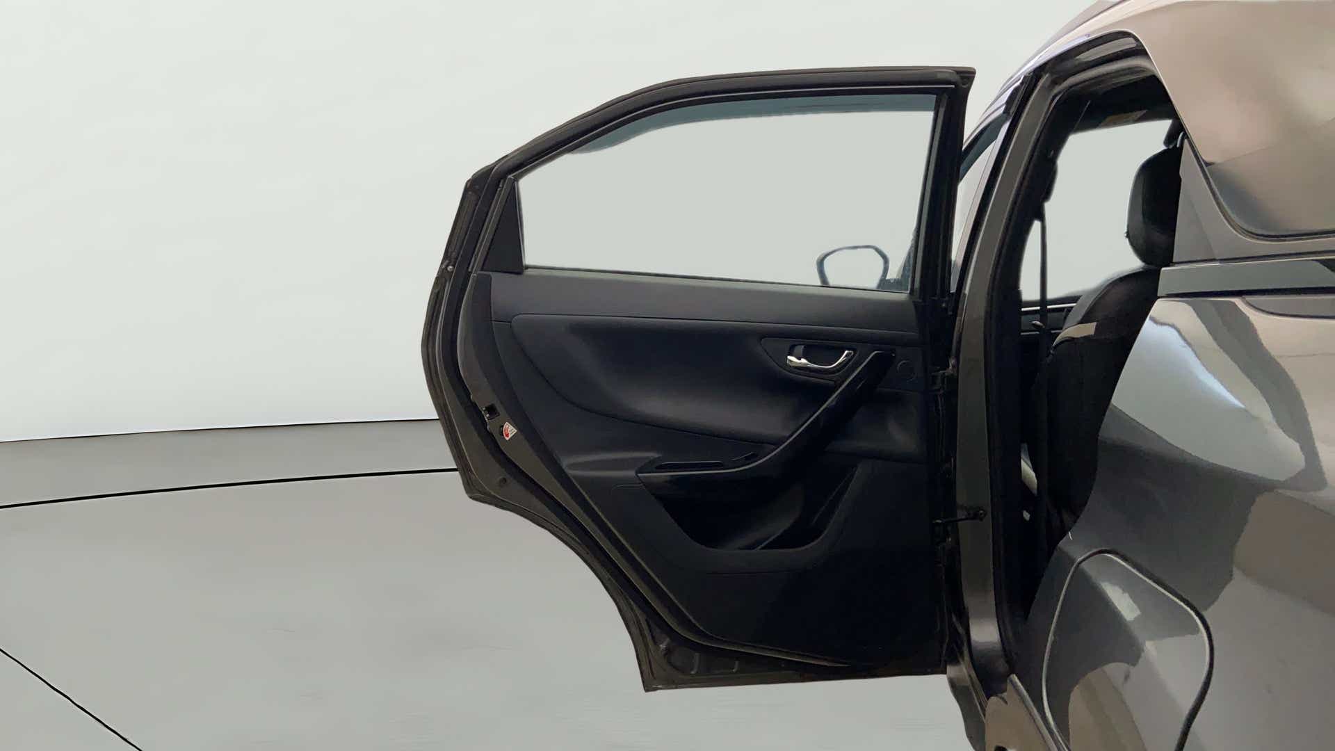 Rear left door view of a Tata Nexon 2017-2023