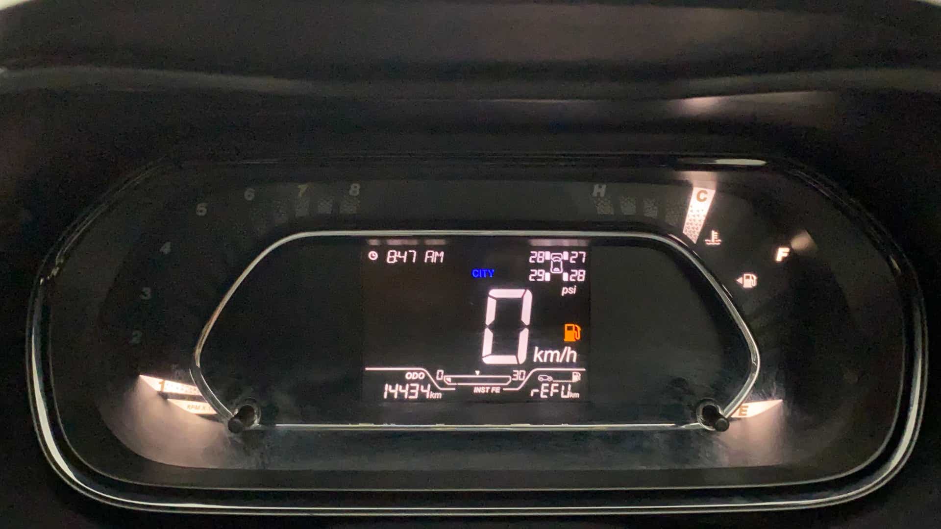 Instrument cluster of a Tata Nexon 2017-2023