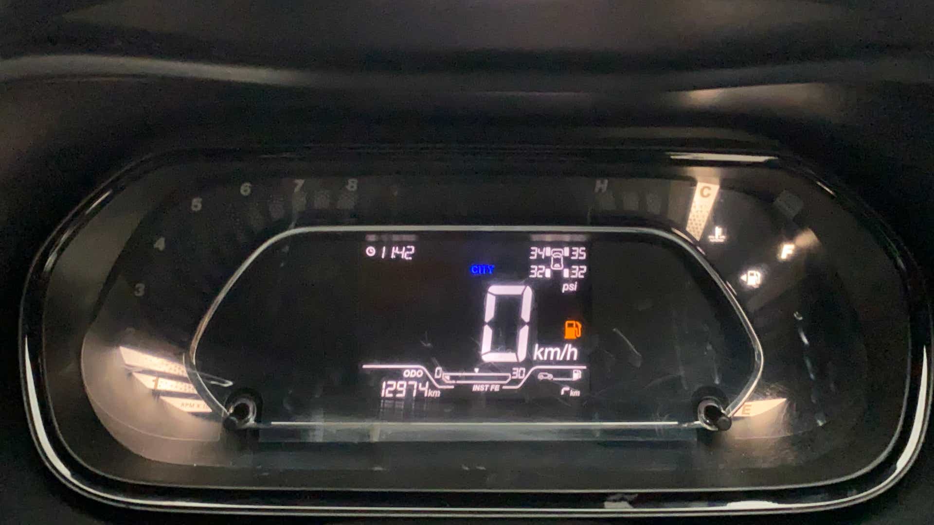 Instrument cluster of a Tata Nexon 2017-2023