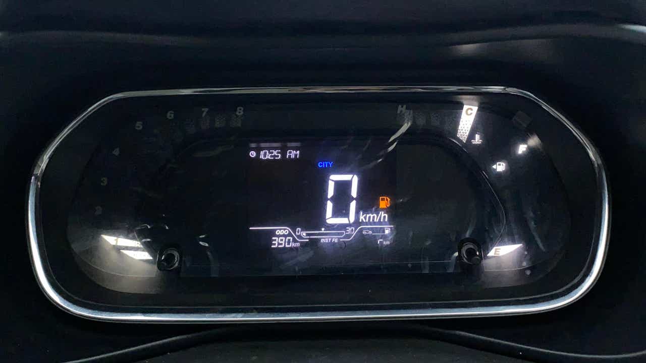 Instrument cluster display of a Tata Nexon 2017-2023