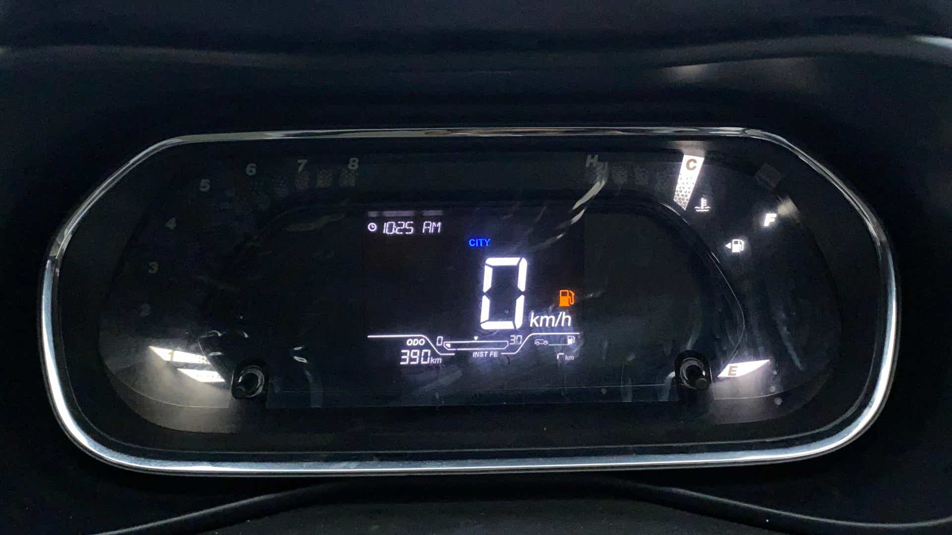 Instrument cluster display of a Tata Nexon 2017-2023