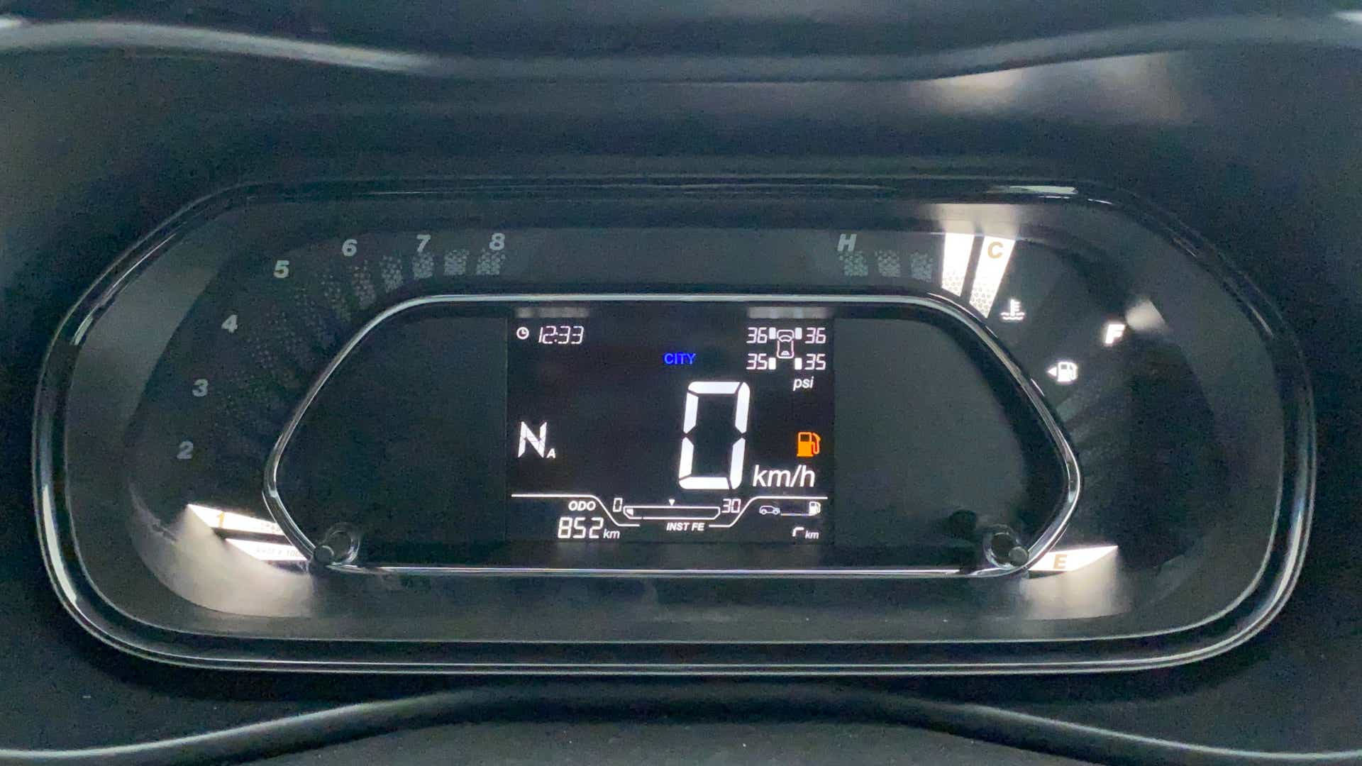 Instrument cluster of a Tata Nexon 2017-2023