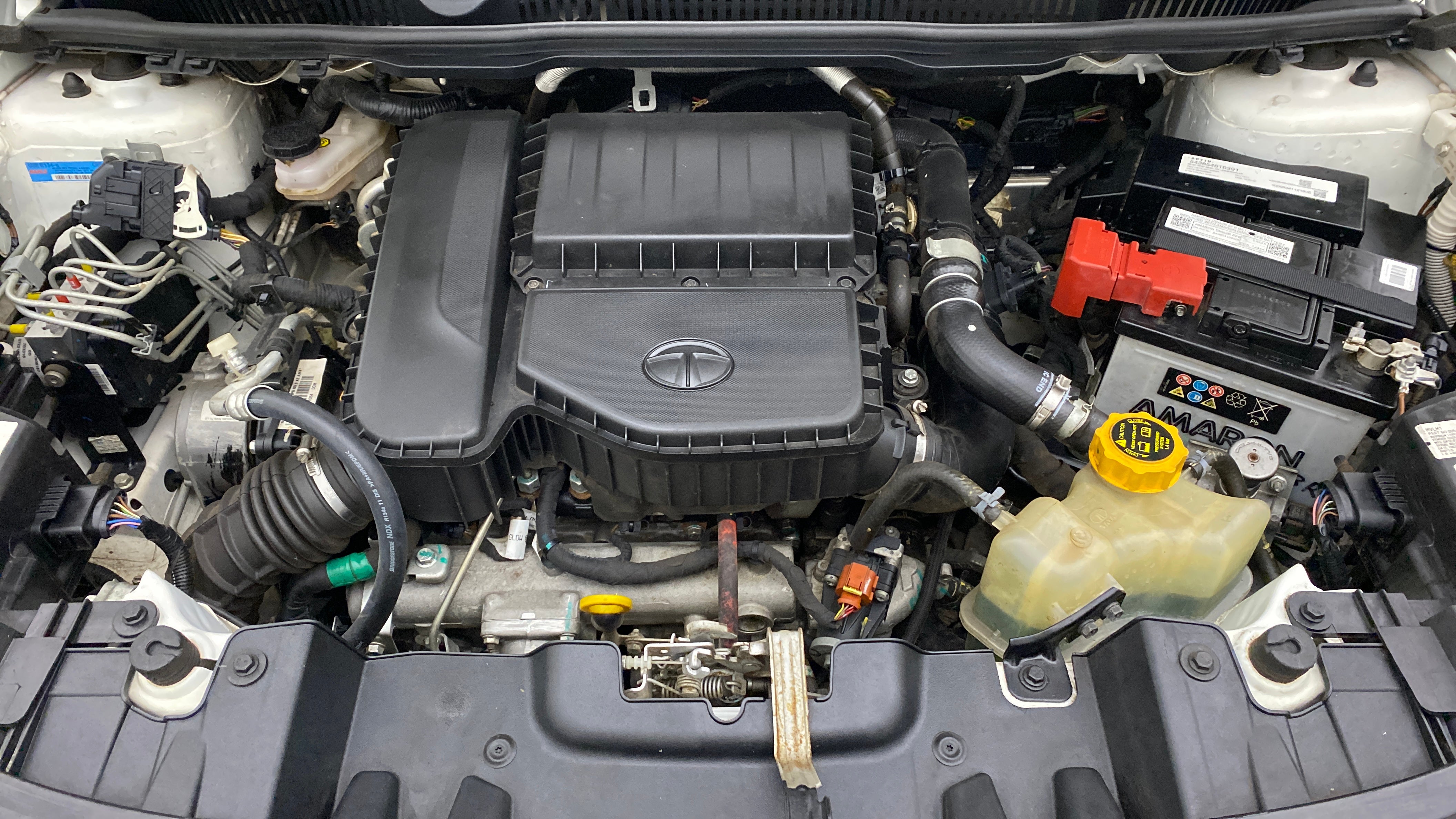 Engine bay of a Tata Nexon 2017-2023
