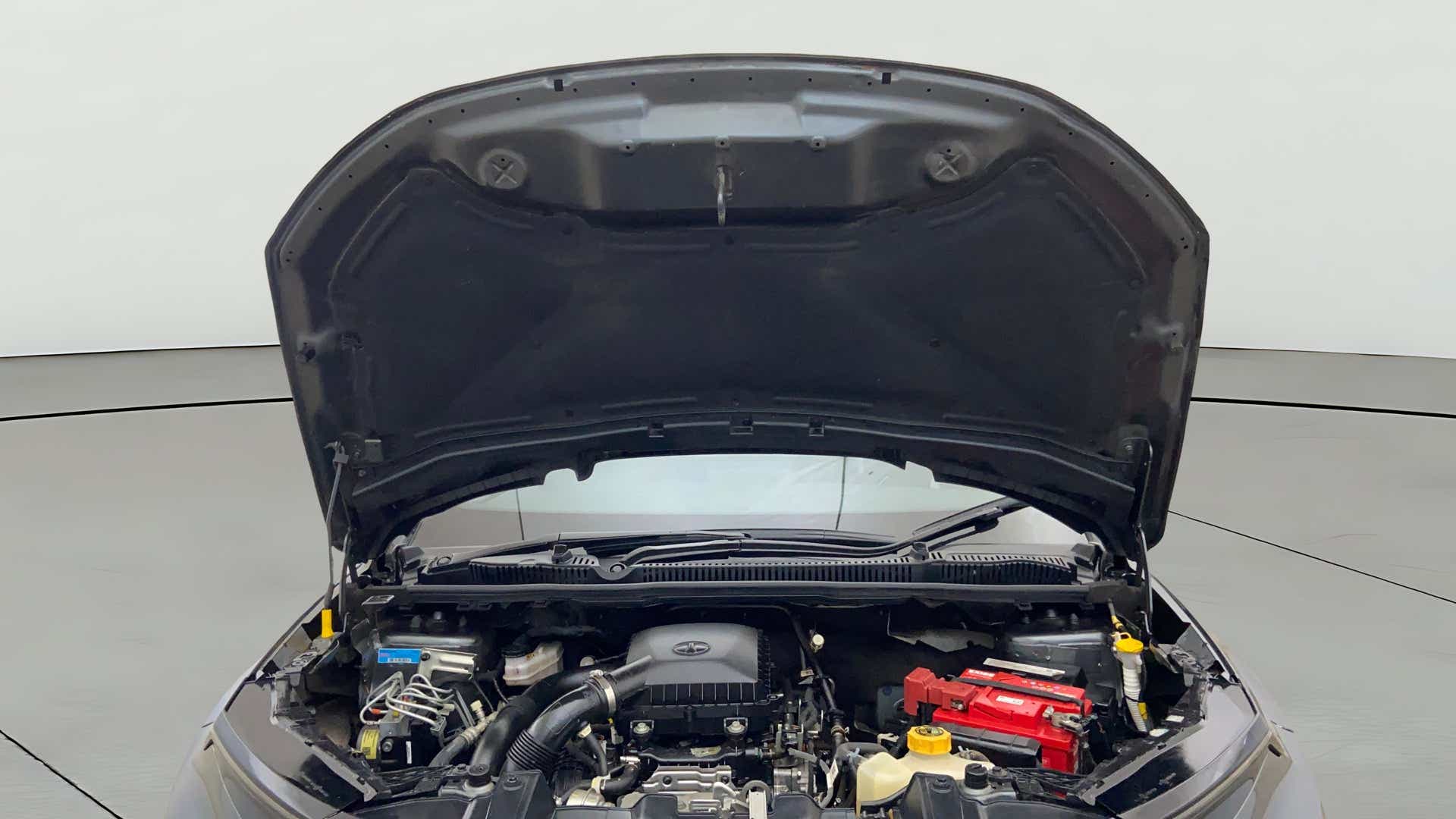 Engine bay of a Tata Nexon 2017-2023