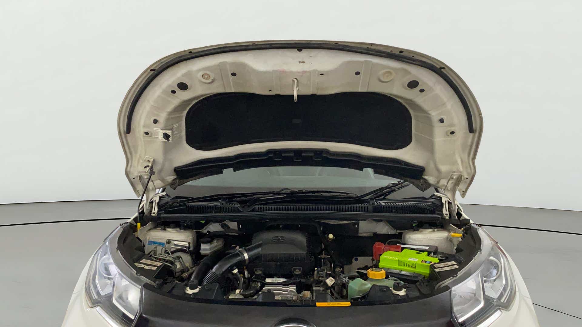 Engine bay view of a Tata Nexon 2017-2023