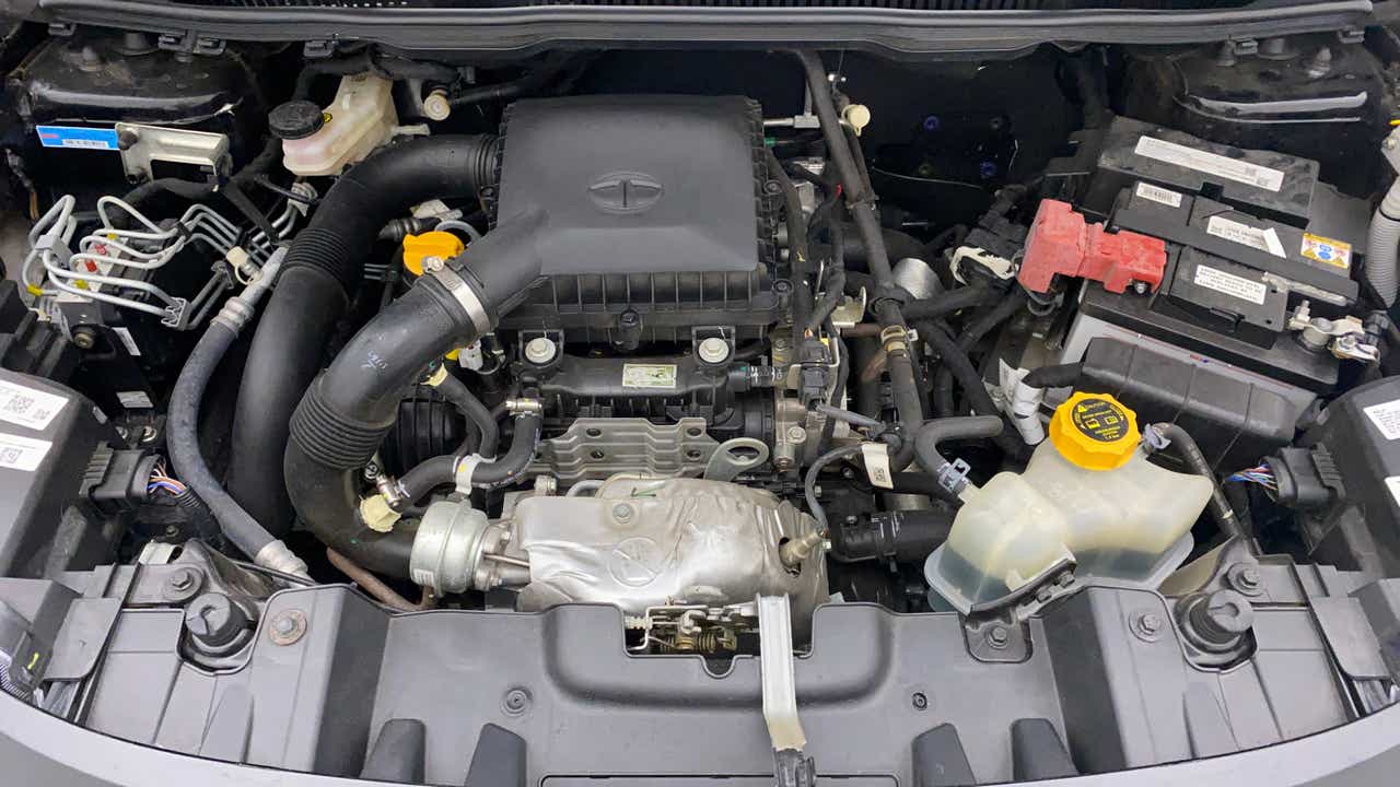 Engine bay of a Tata Nexon 2017-2023