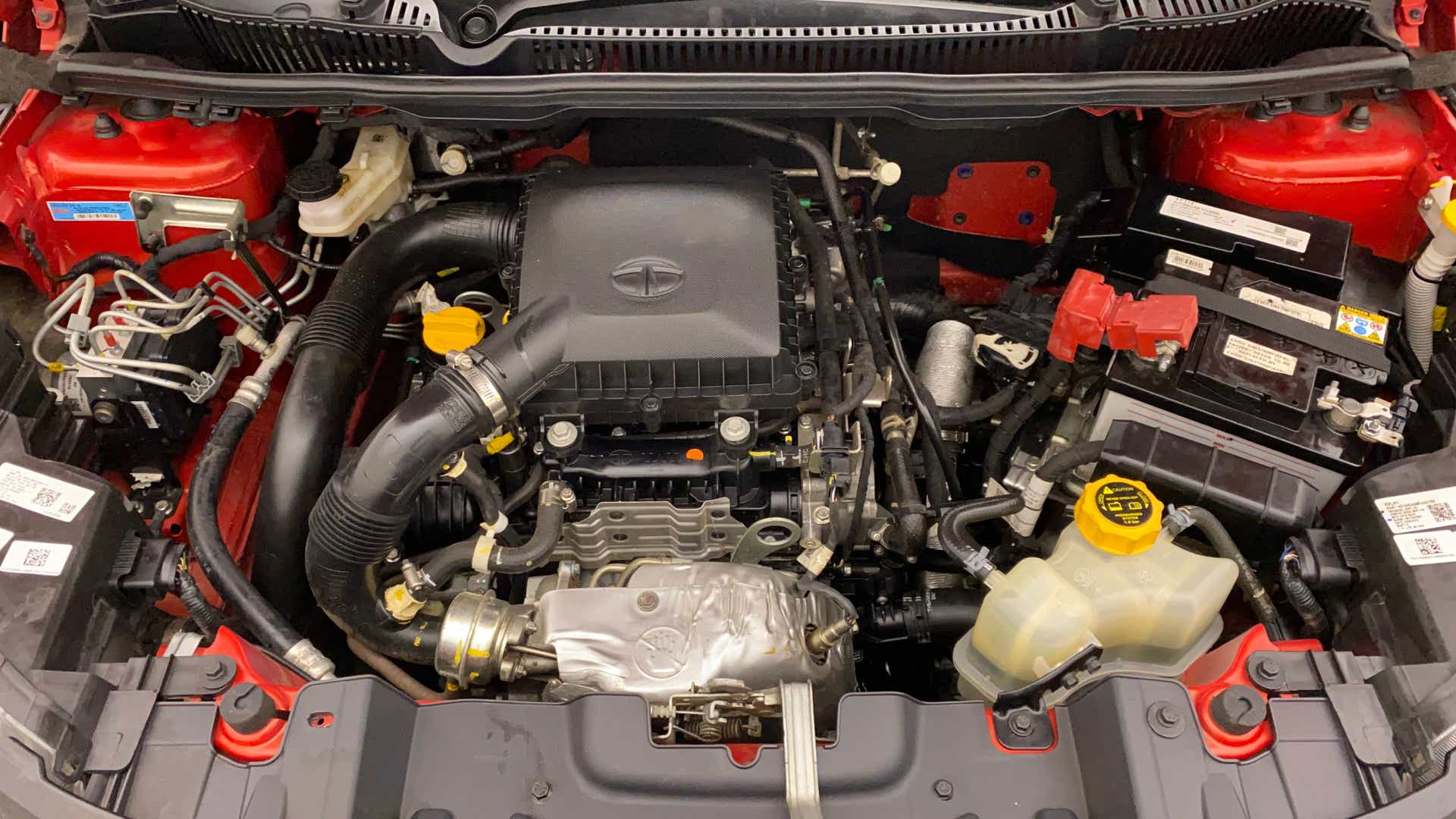Engine bay of a Tata Nexon 2017-2023