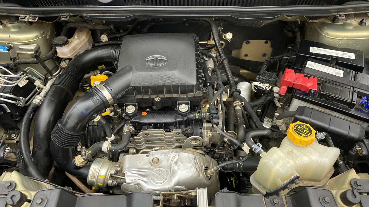 Engine bay of a Tata Nexon 2017-2023