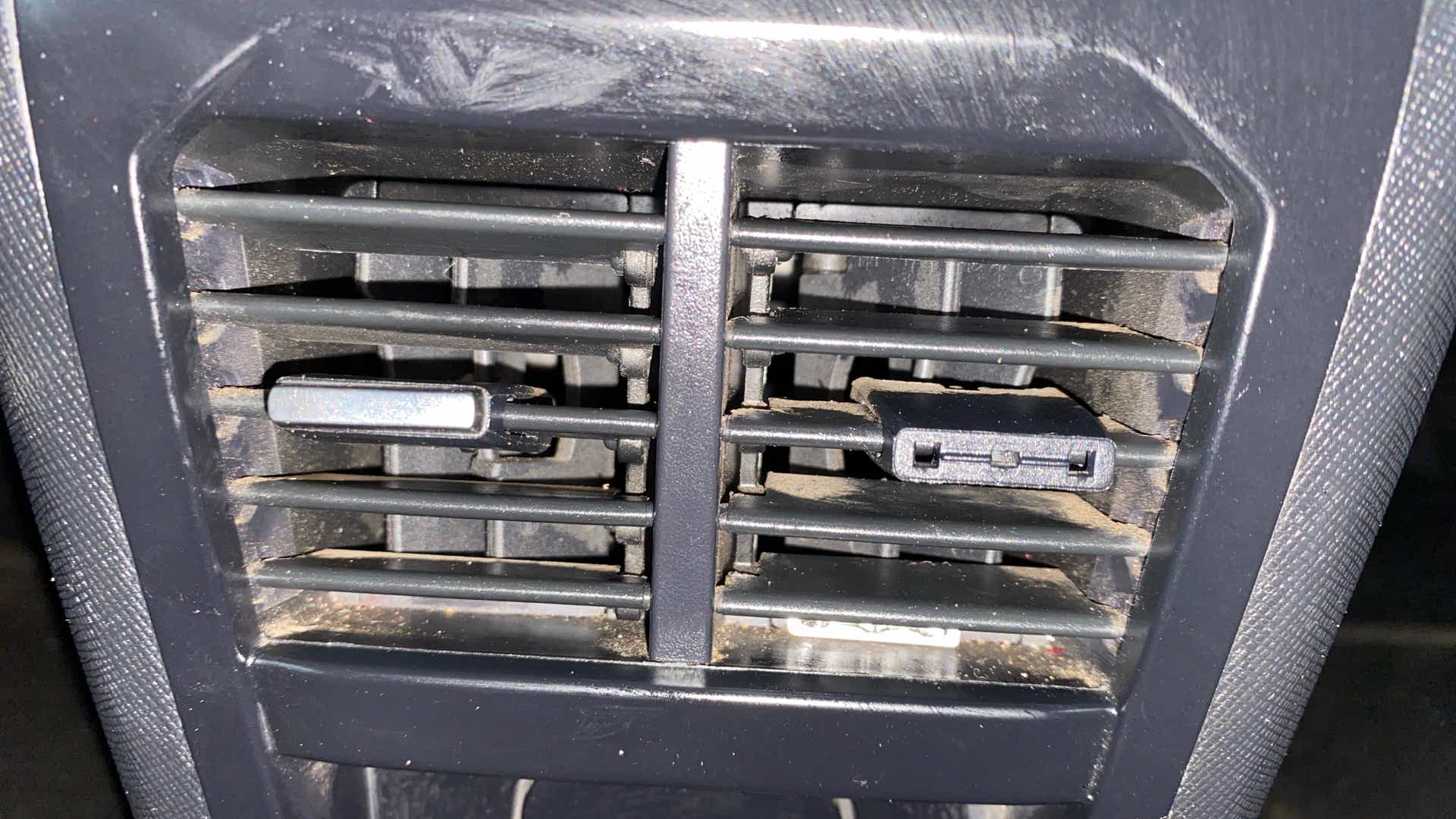 Close-up of the air conditioning vent of a Tata Nexon 2017-2023
