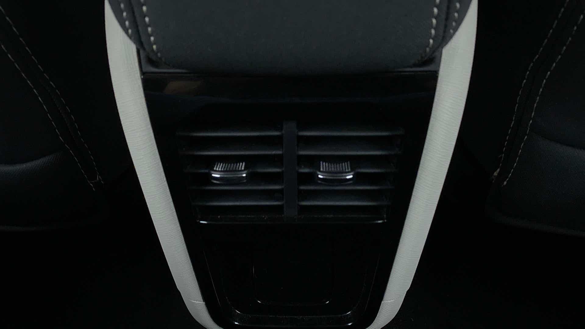 Rear ac vent of a Tata Nexon 2017-2023