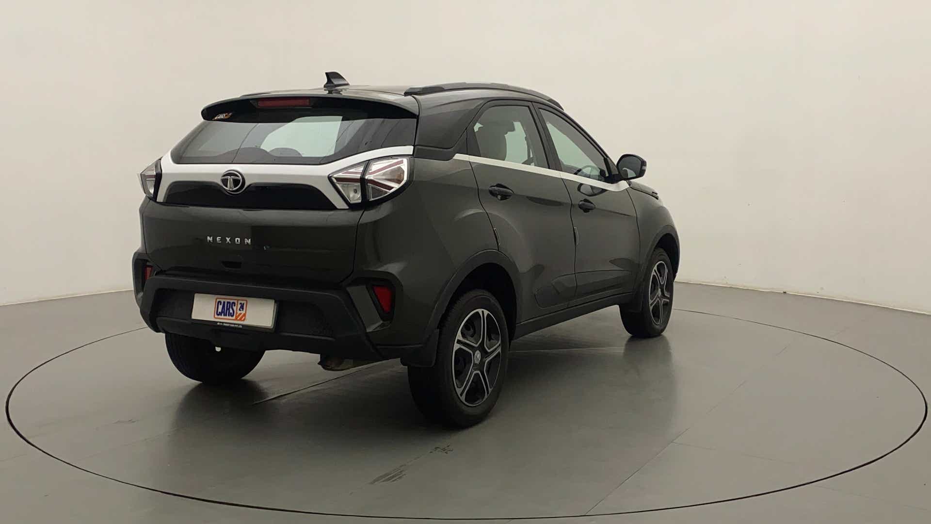Rear three-quarter view of a Tata Nexon 2017-2023
