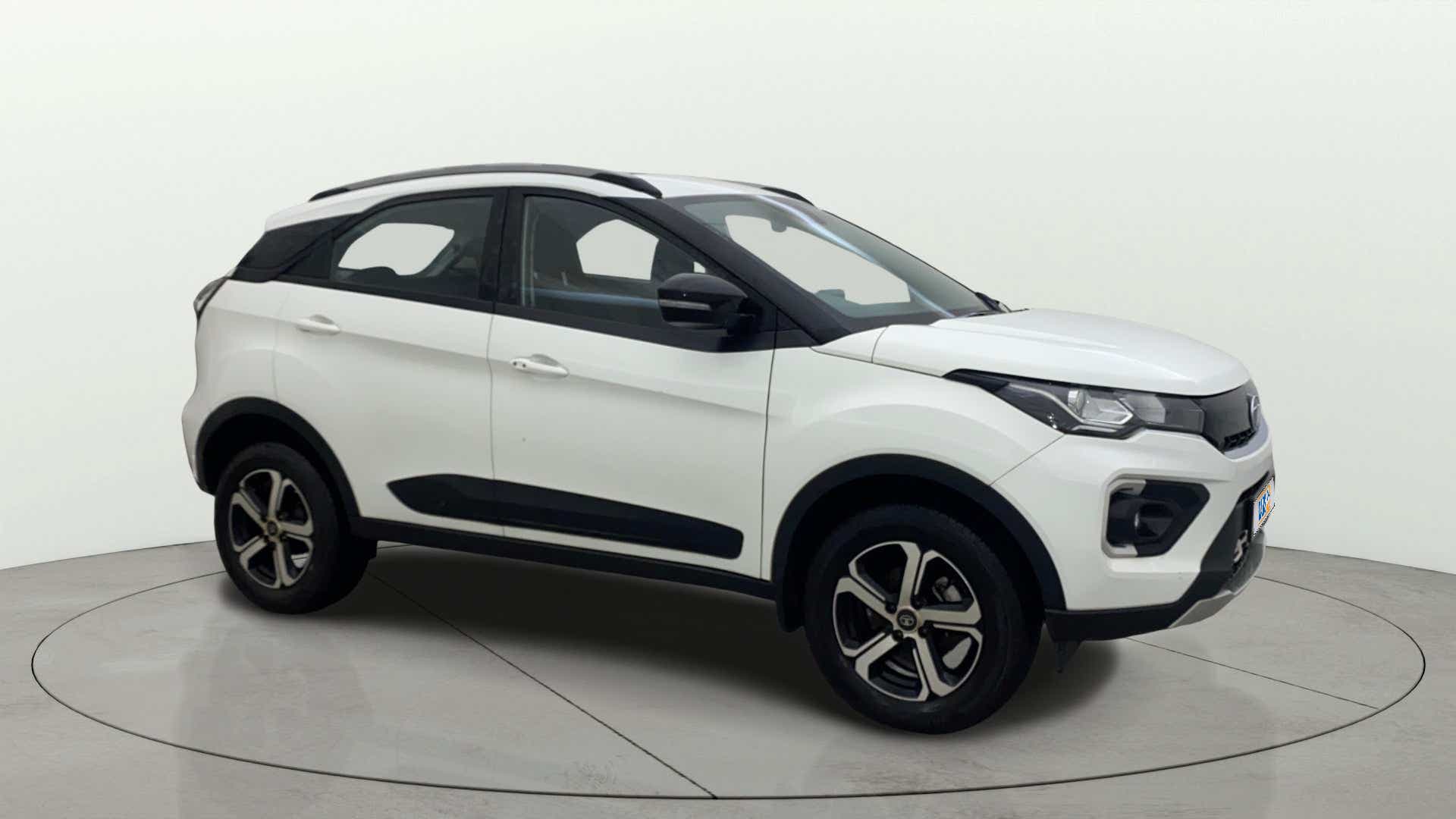 Front-side view of a Tata Nexon 2017-2023