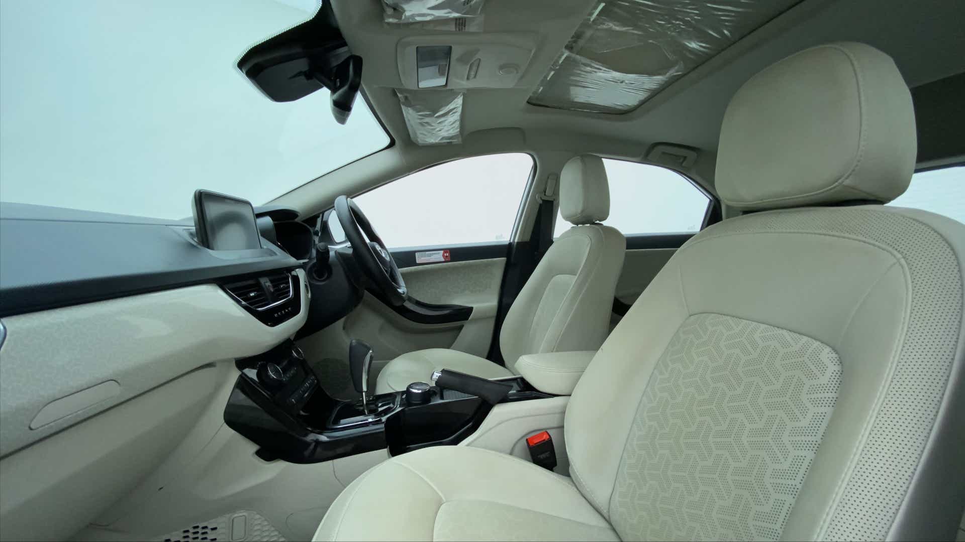 Front interior view of a Tata Nexon 2017-2023