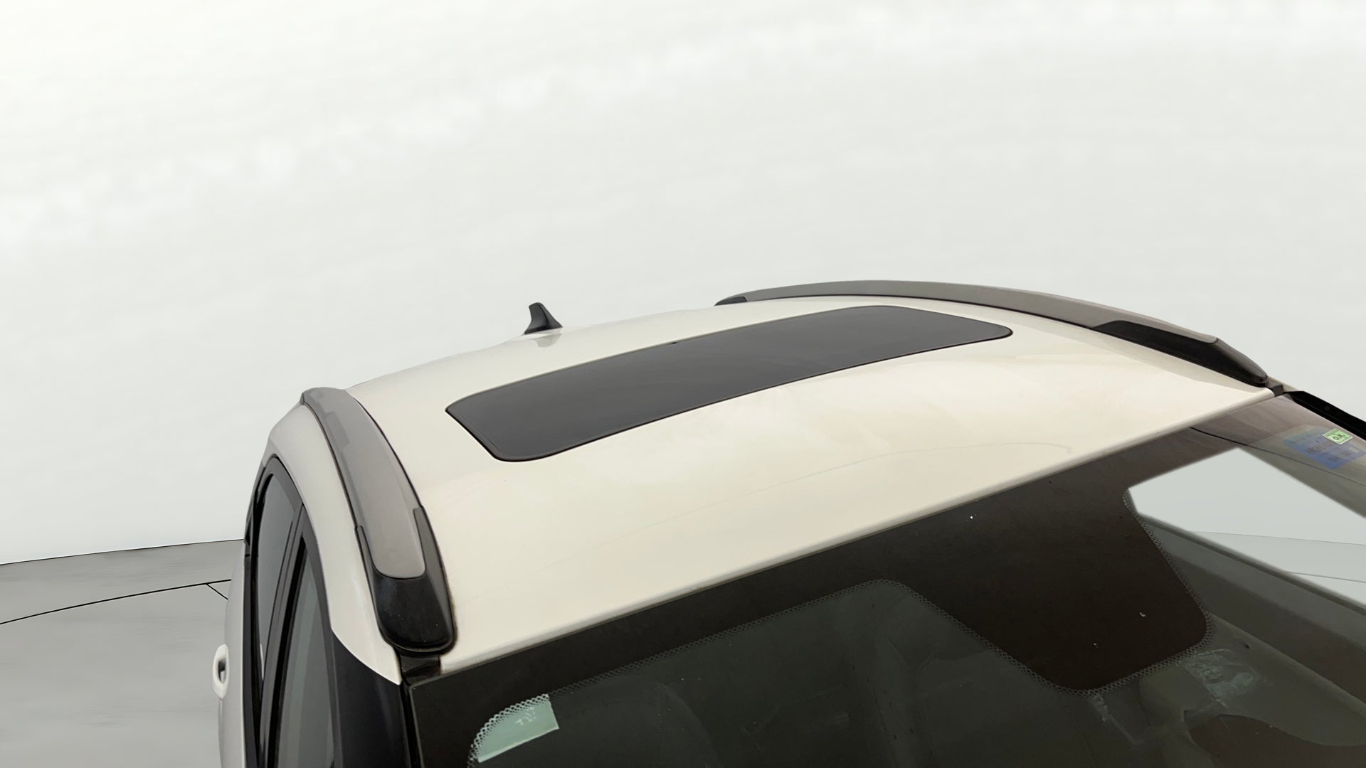 Sunroof close-up of a Tata Nexon 2017-2023