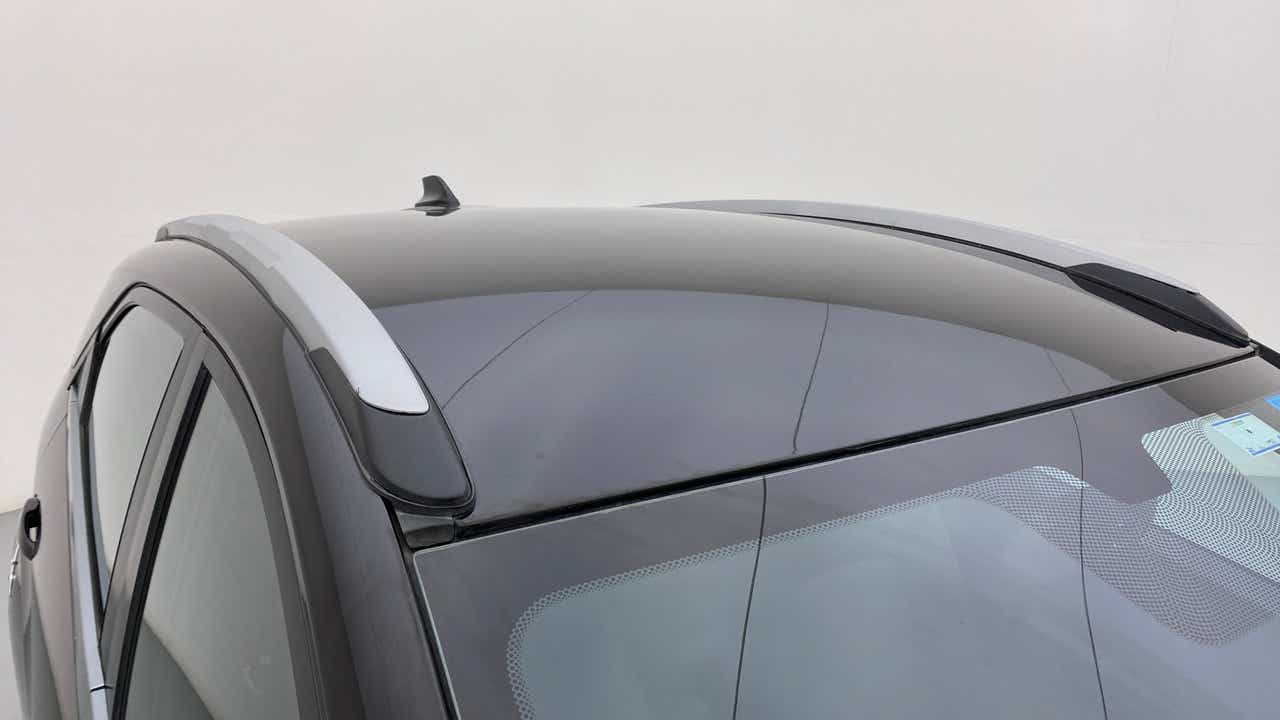 Roof view of a Tata Nexon 2017-2023