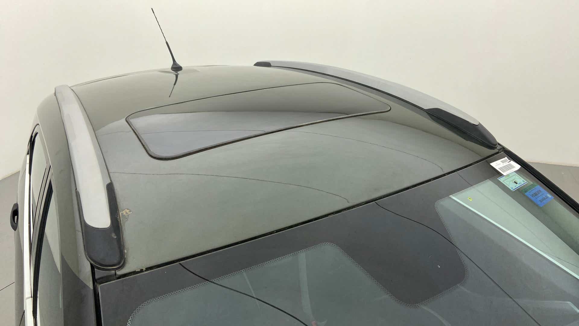 Sunroof and roof rails view of a Tata Nexon 2017-2023