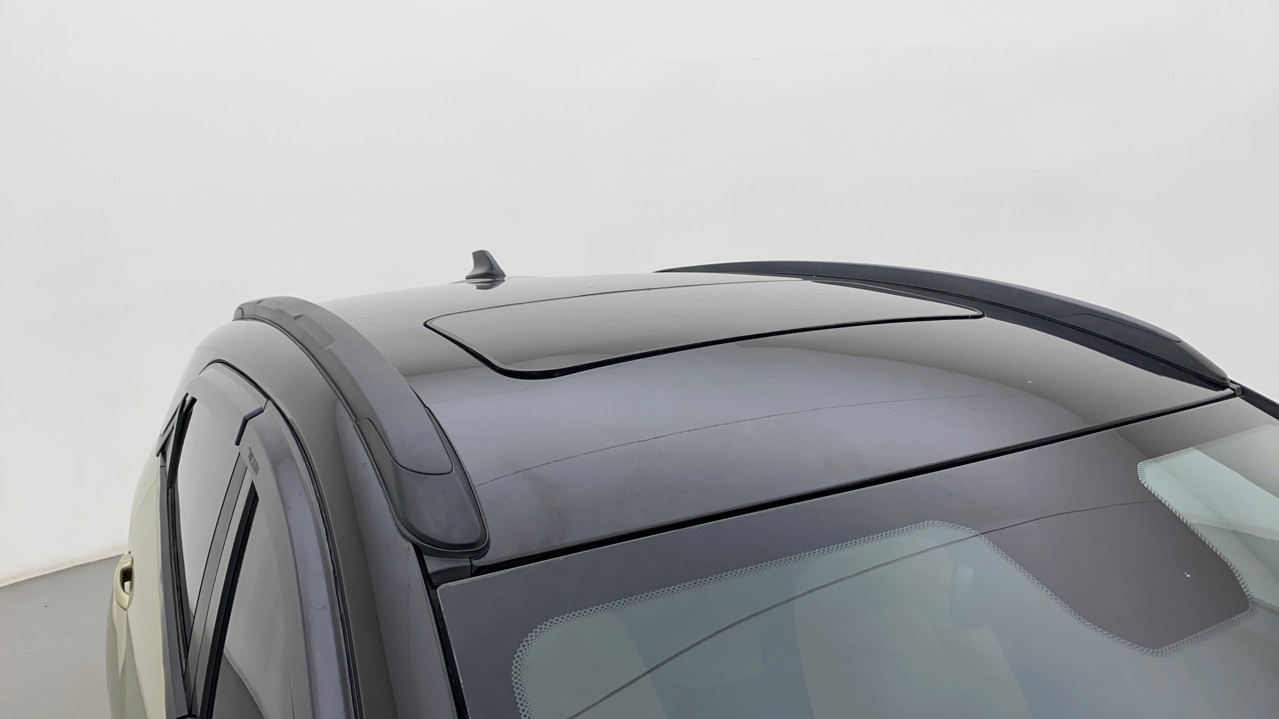 Sunroof and roof rails view of a Tata Nexon 2017-2023