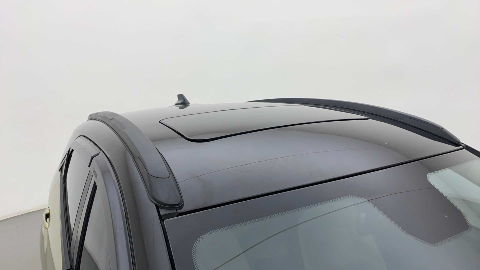 Sunroof and roof rails view of a Tata Nexon 2017-2023