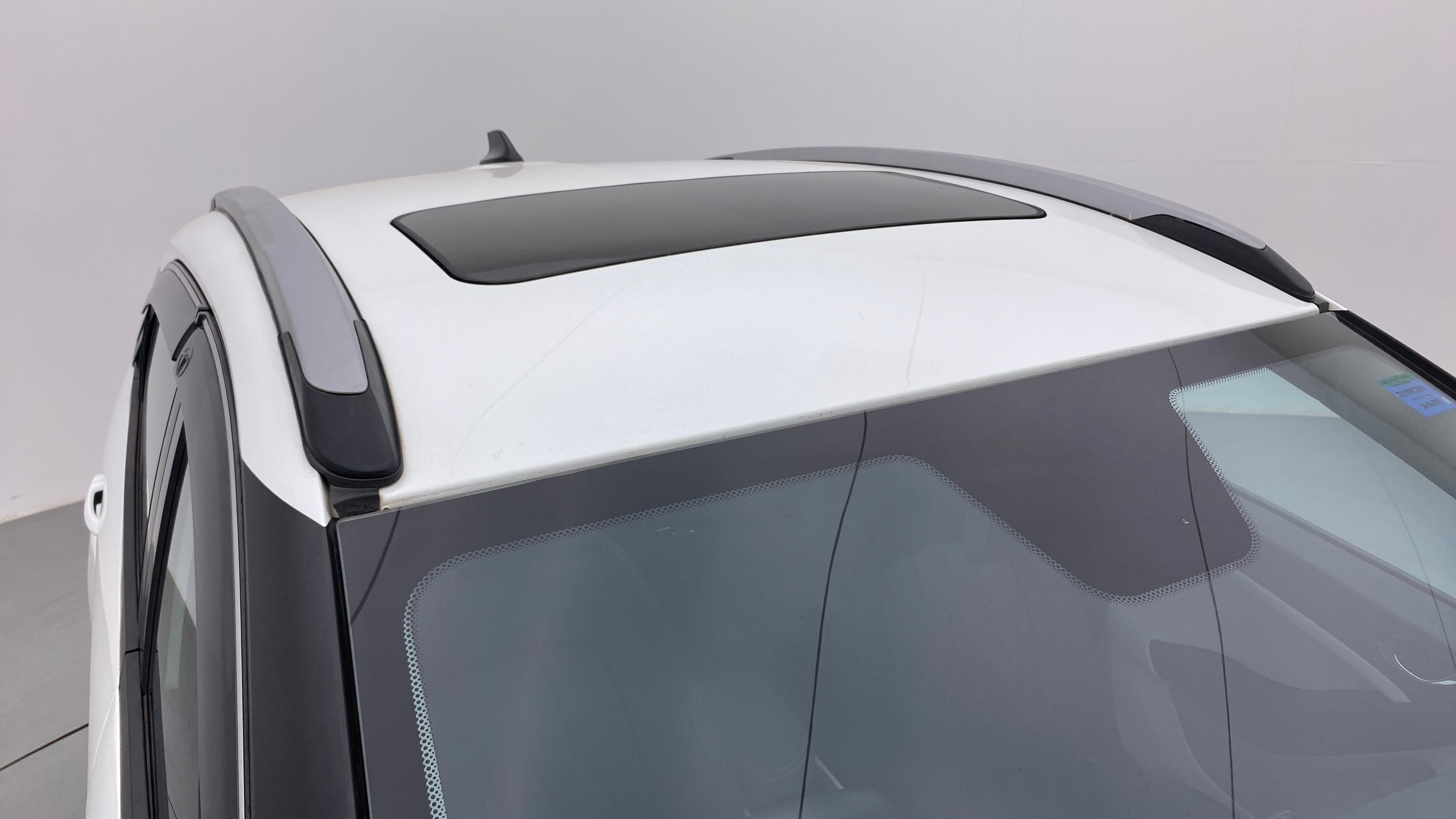 Sunroof and roof rails of a Tata Nexon 2017-2023