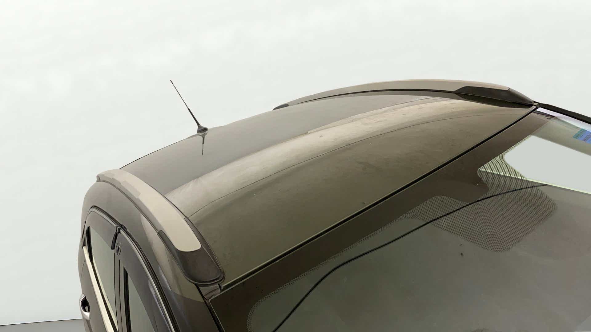 Roof section of a Tata Nexon 2017-2023